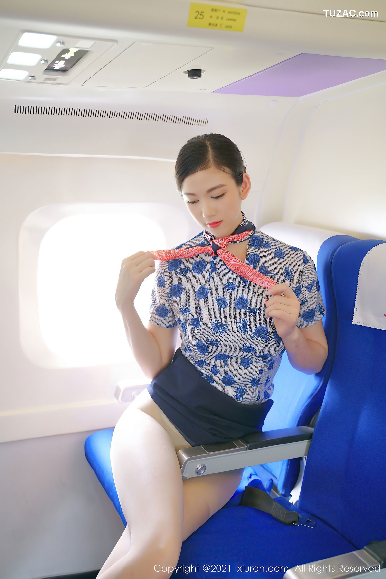 XiuRen秀人网-3947-李雅柔182CM-空姐制服性感内衣超薄肉丝-2021.09.15