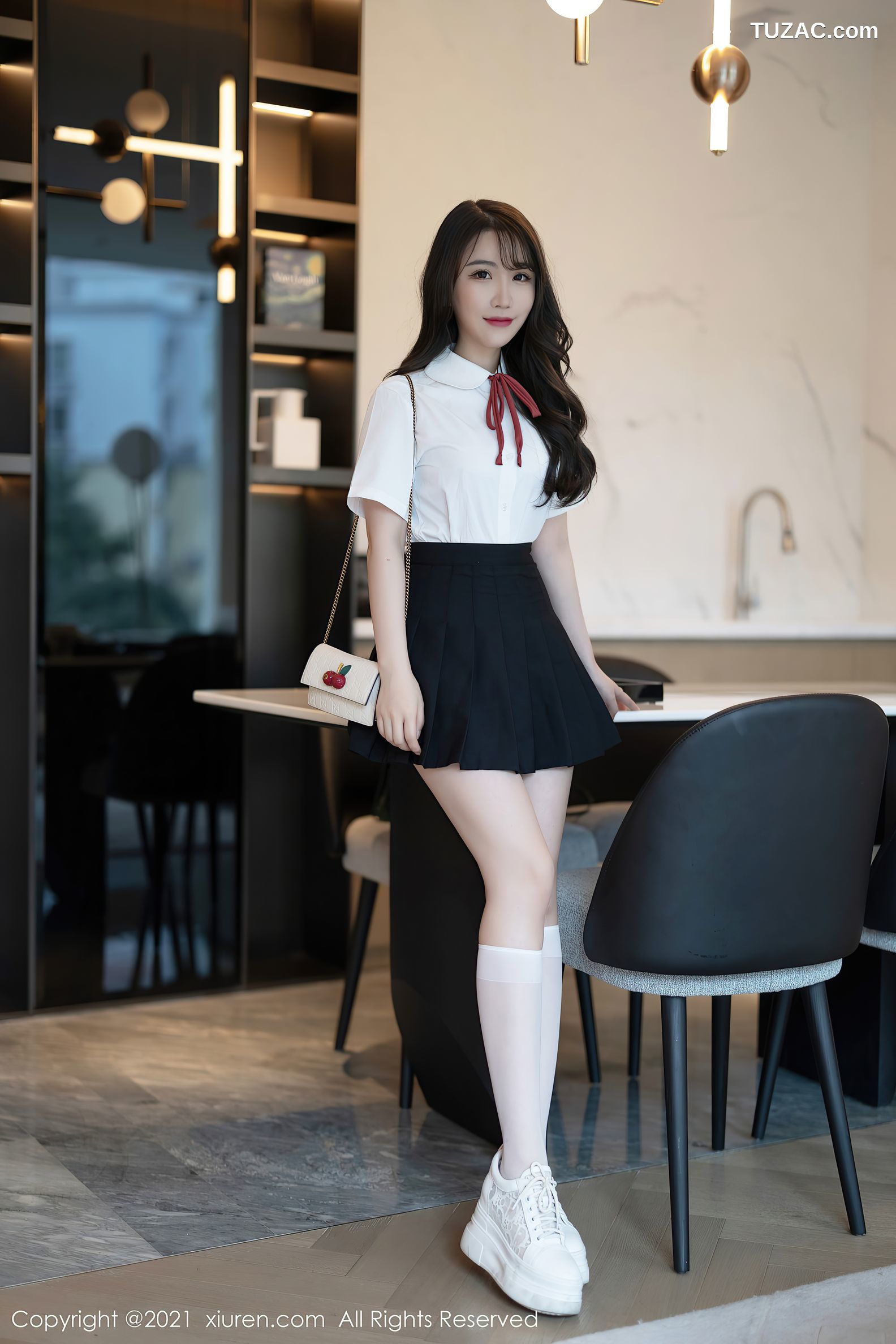 XiuRen秀人网-3960-Cherry绯月樱-深圳旅拍JK制服性感内衣-2021.09.16