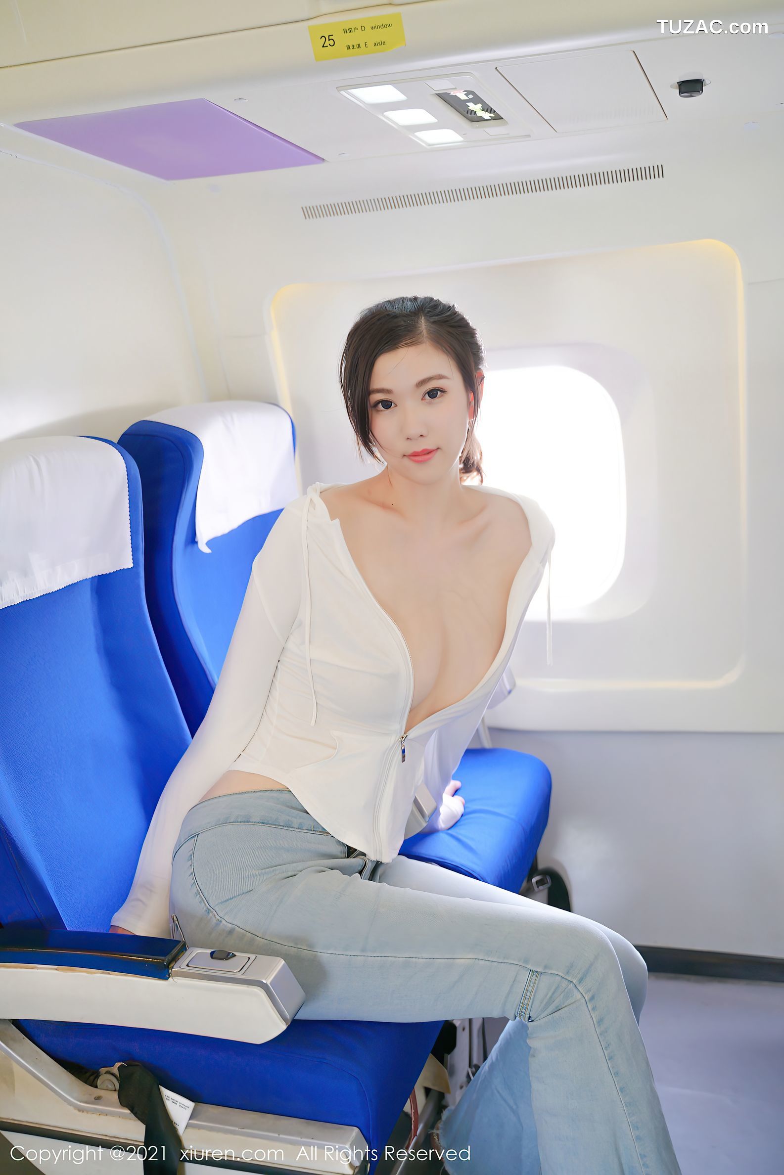 XiuRen秀人网-3989-李雅柔182CM-户外白色服饰牛仔裤真空-2021.09.24