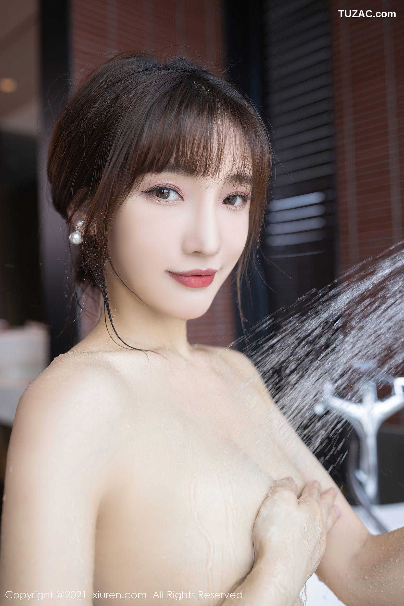 XiuRen秀人网-3991-陆萱萱-浴室主题洁白动人服饰超薄肉丝湿身-2021.09.24