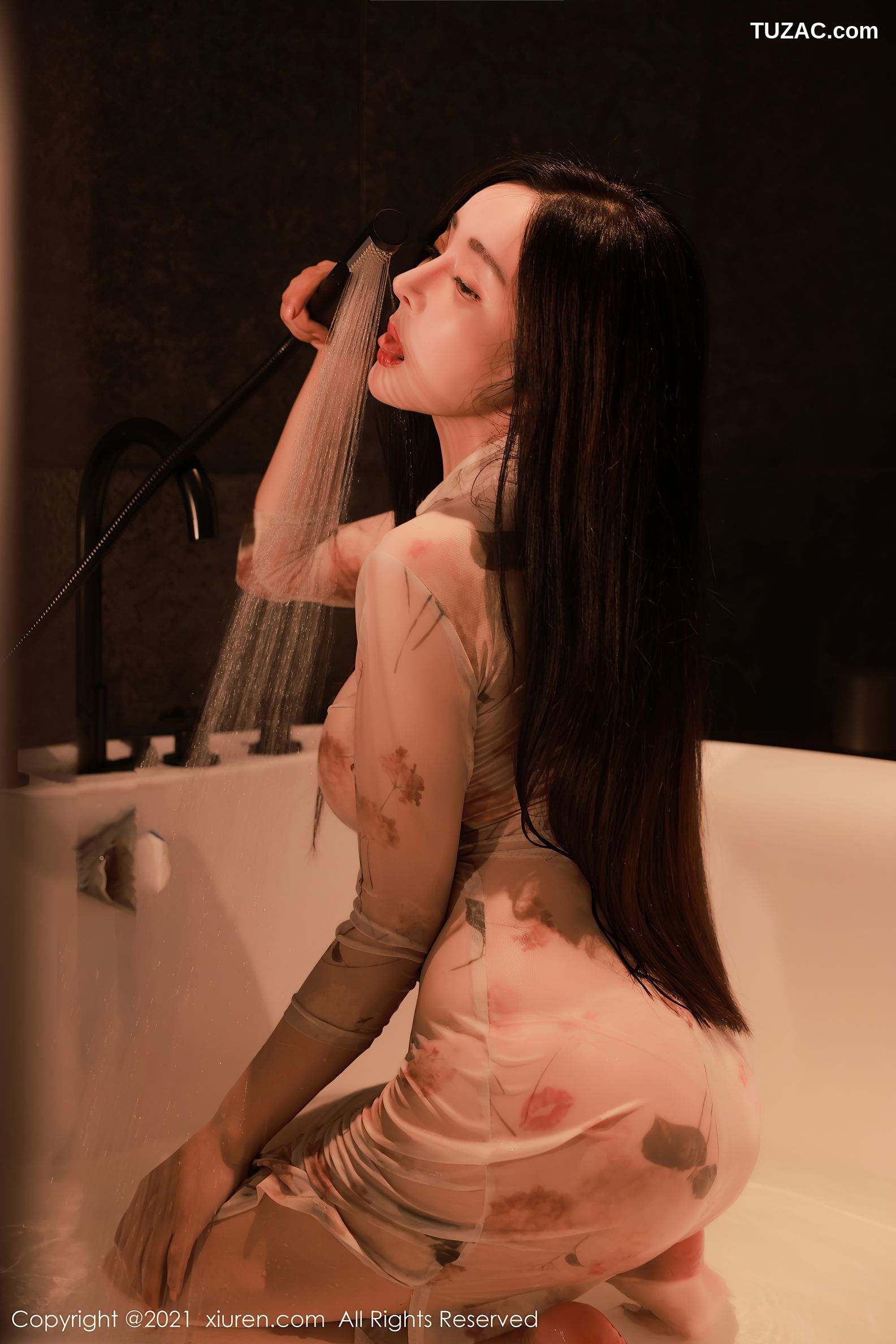 XiuRen秀人网-4002-允爾-高薪招兼职剧情主题诱人视觉盛宴-2021.09.27