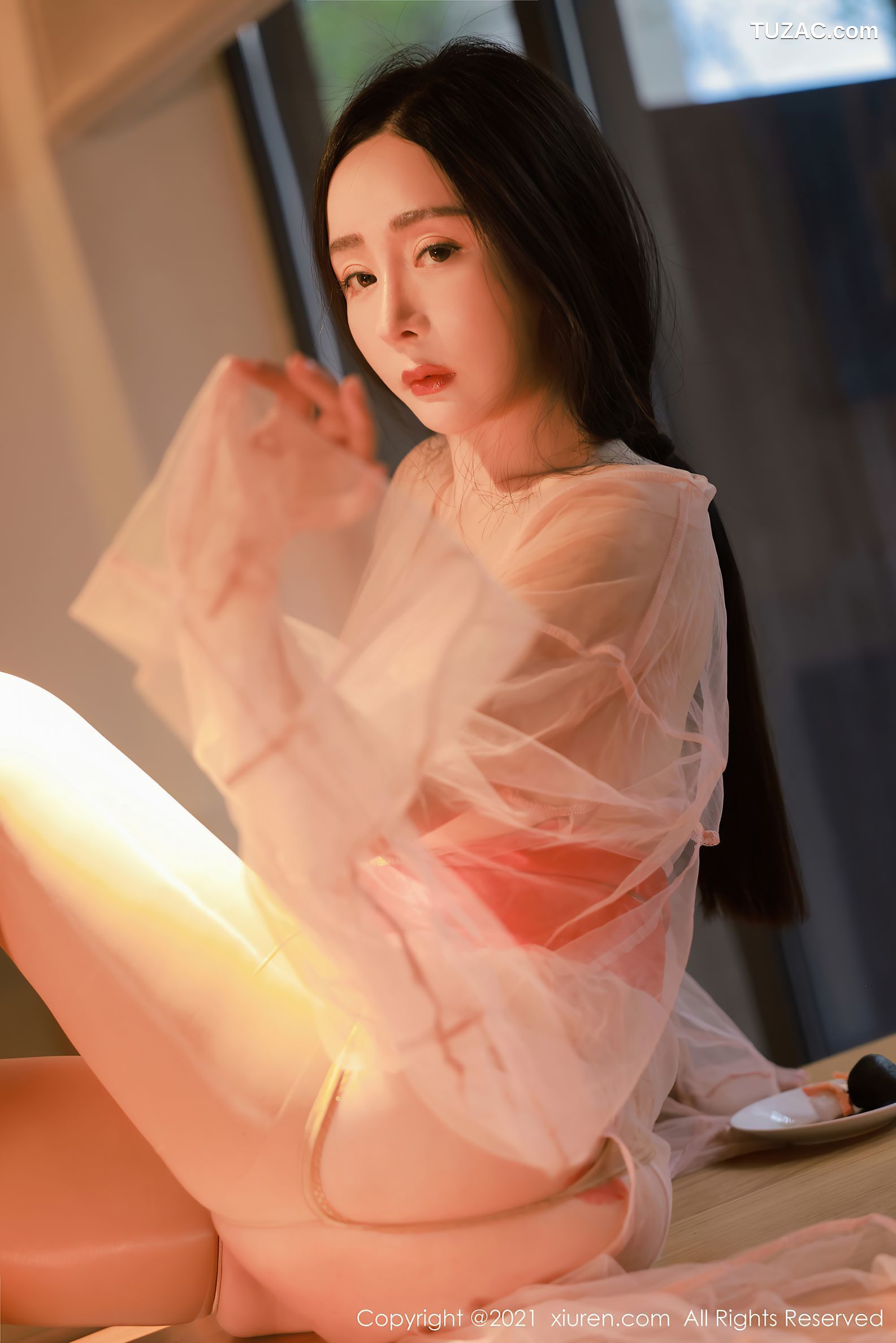 XiuRen秀人网-4002-允爾-高薪招兼职剧情主题诱人视觉盛宴-2021.09.27