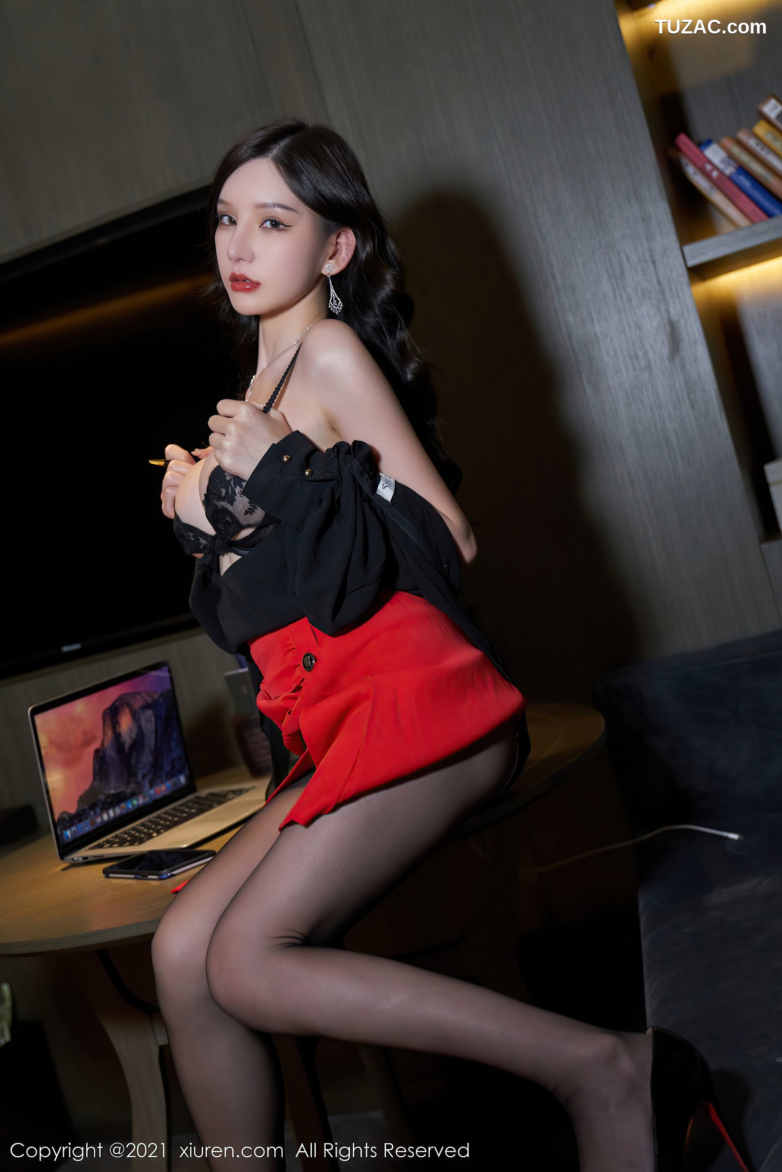 XiuRen秀人网-4075-周于希Sandy-老板剧情主题黑丝裤袜-2021.10.15