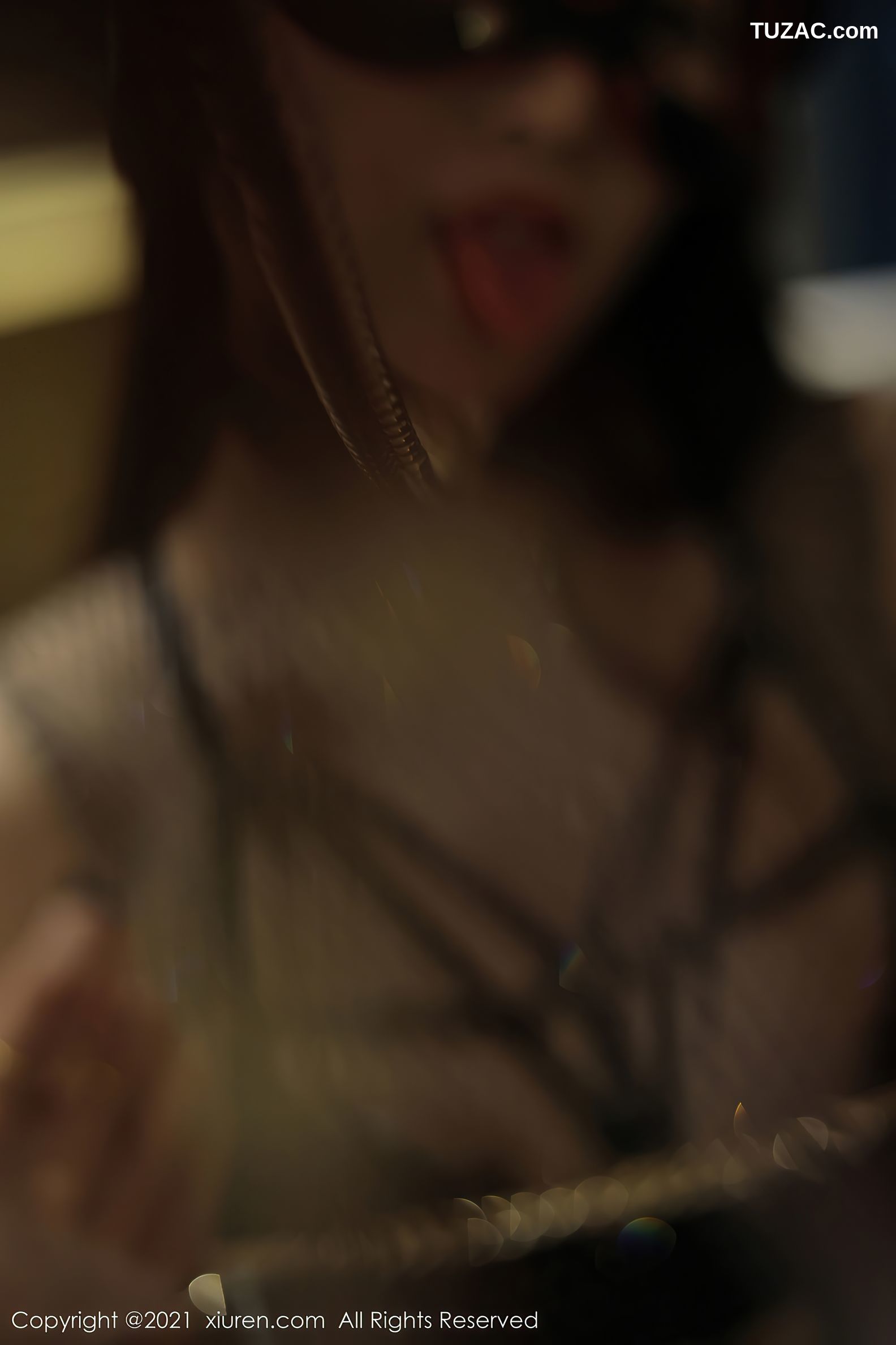 XiuRen秀人网-4100-周慕汐baby-魅惑缕空情趣服饰-2021.10.22