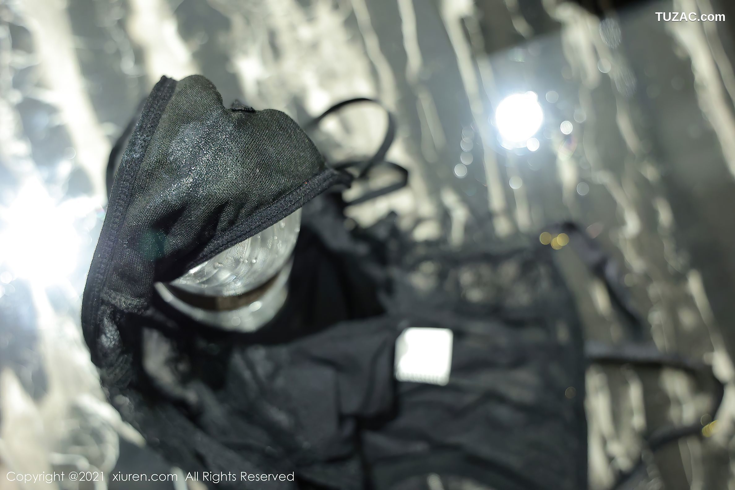 XiuRen秀人网-4100-周慕汐baby-魅惑缕空情趣服饰-2021.10.22