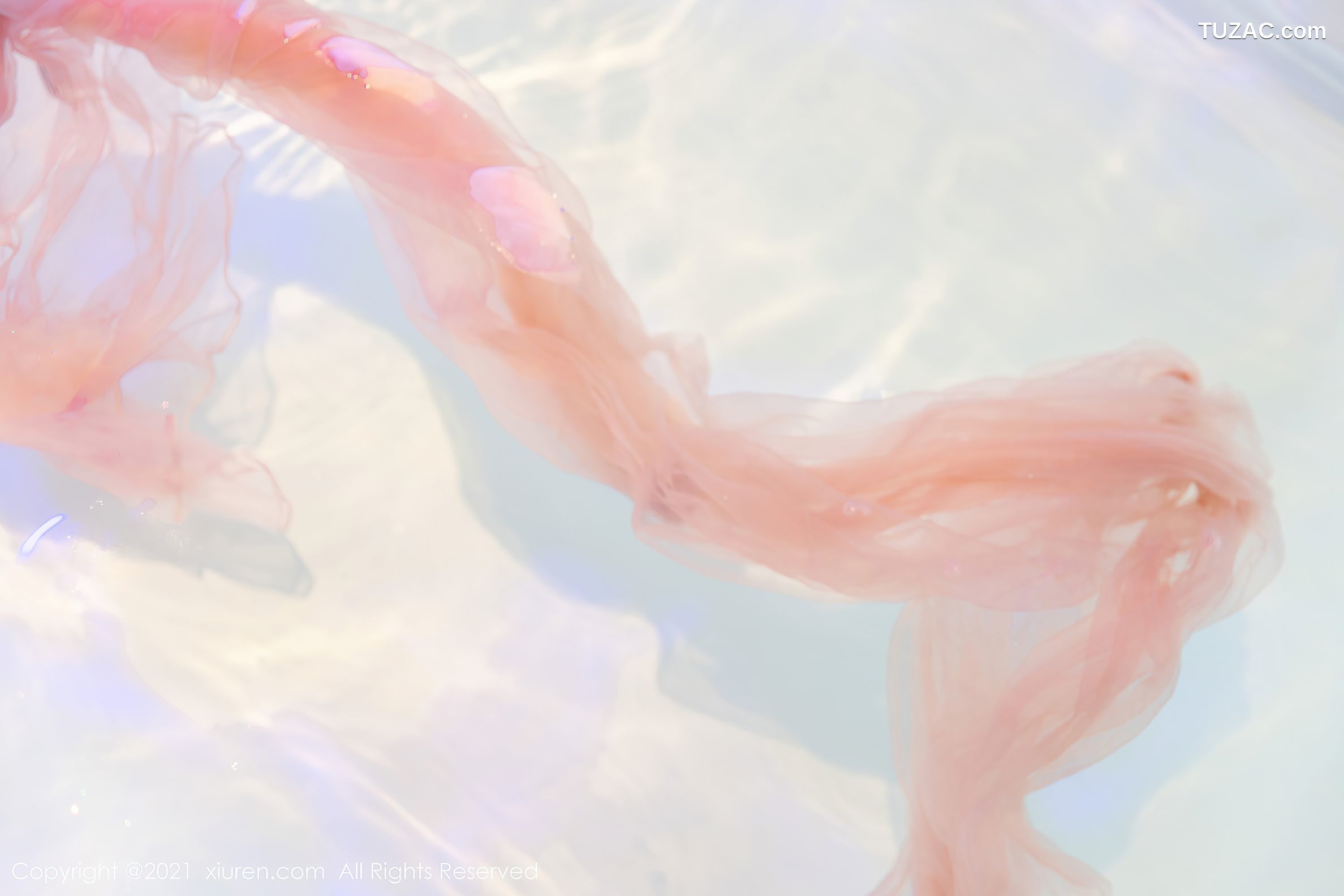 XiuRen秀人网-4103-允爾-绚丽多姿吊带袜傲人豪乳贝壳遮点-2021.10.22