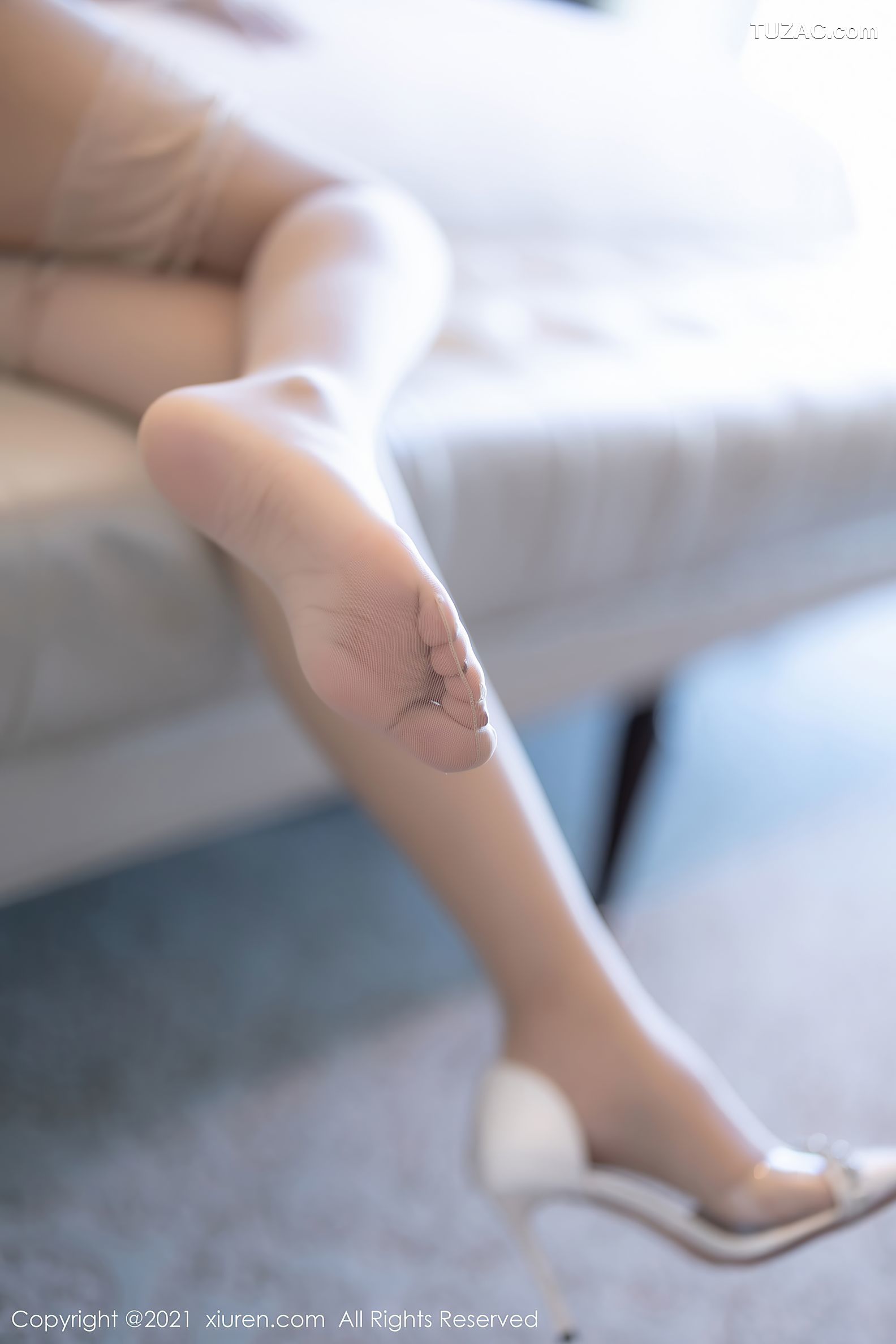 XiuRen秀人网-4136-王馨瑶Yanni-深圳旅拍-百变多姿服饰-2021.10.28