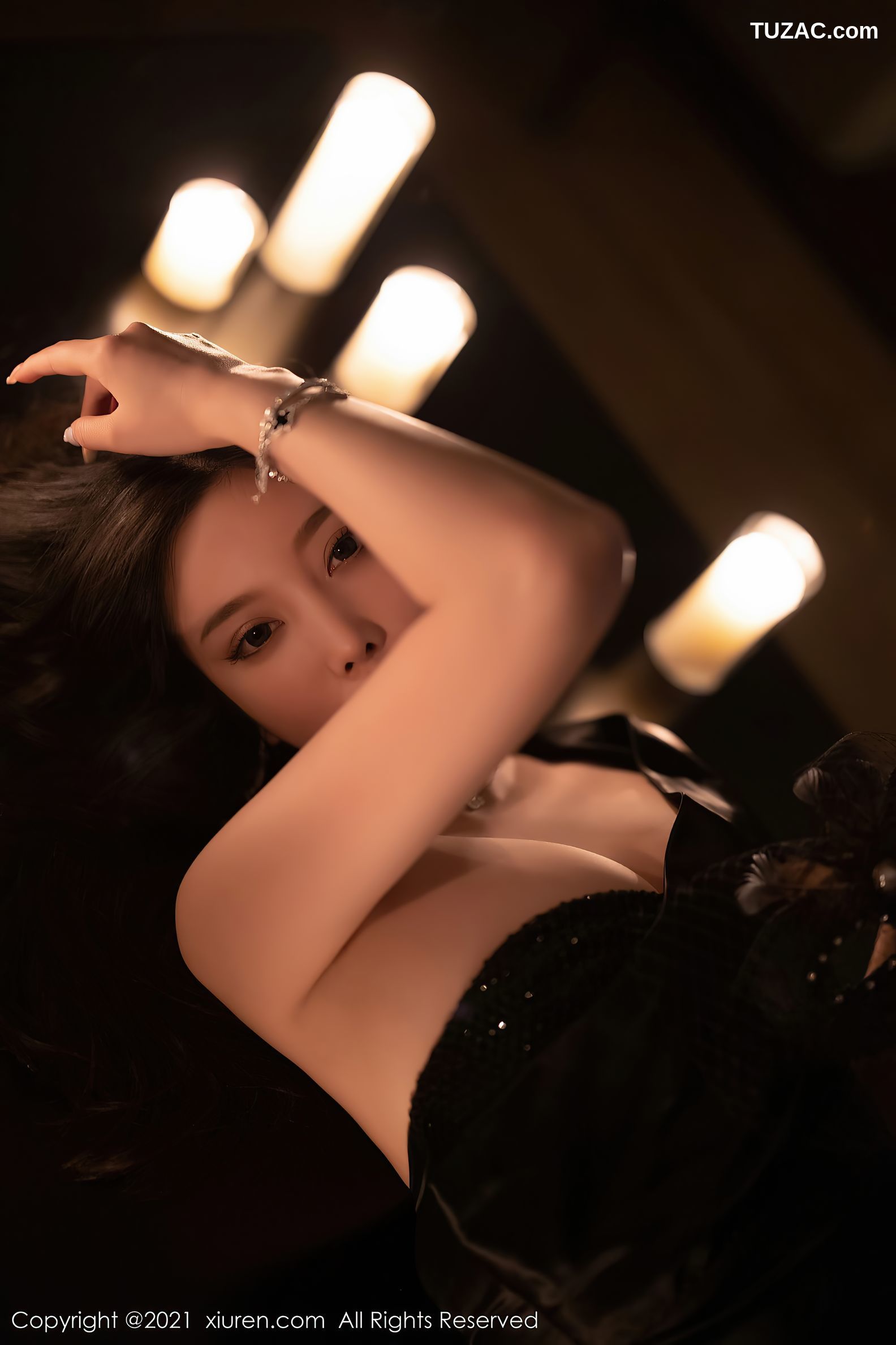 XiuRen秀人网-4149-杨晨晨Yome-性感礼裙黑丝裤袜-2021.11.01