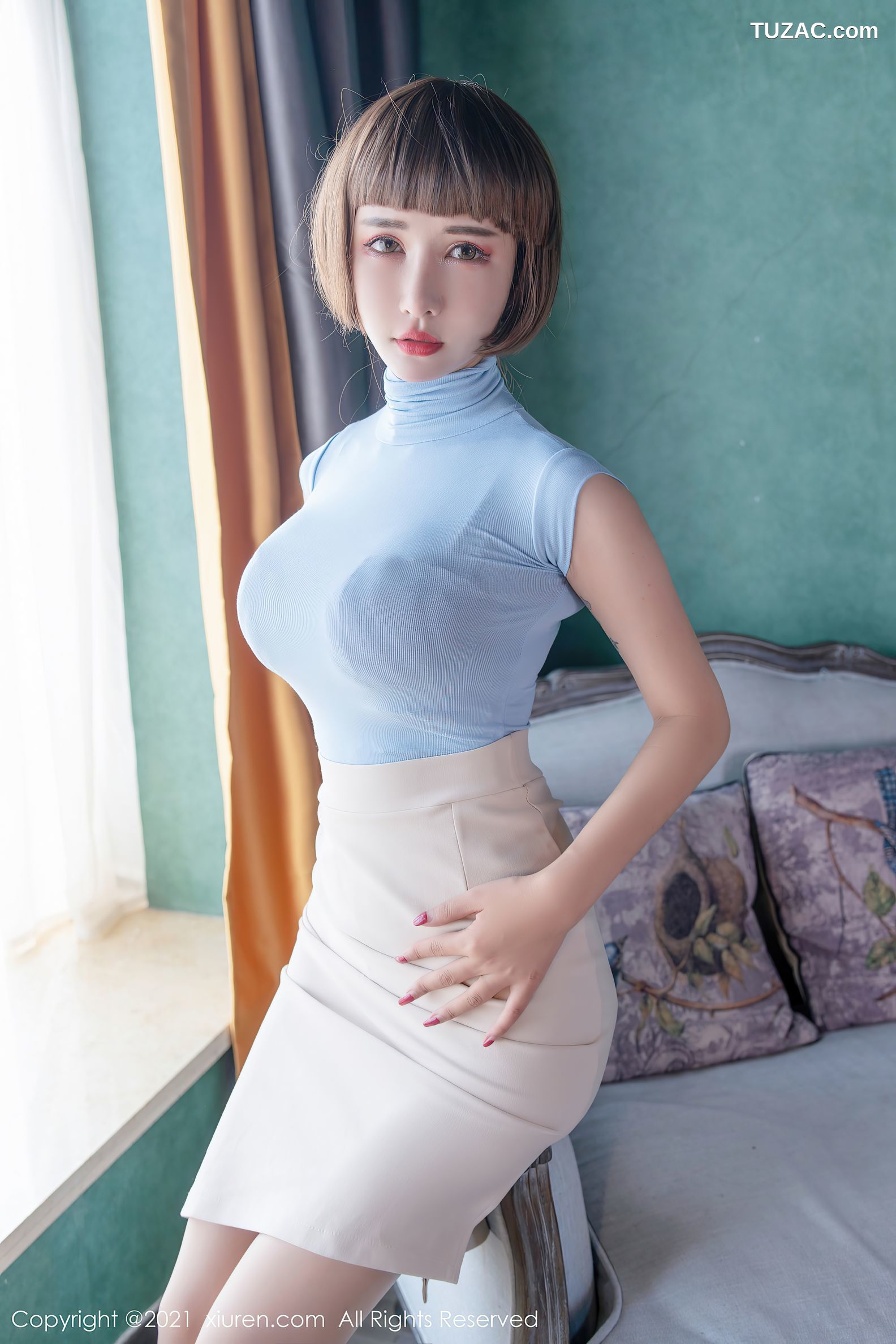 XiuRen秀人网-4150-夏沫沫tifa-新晋秀人E罩杯-灰T短裙红内衣-2021.11.02