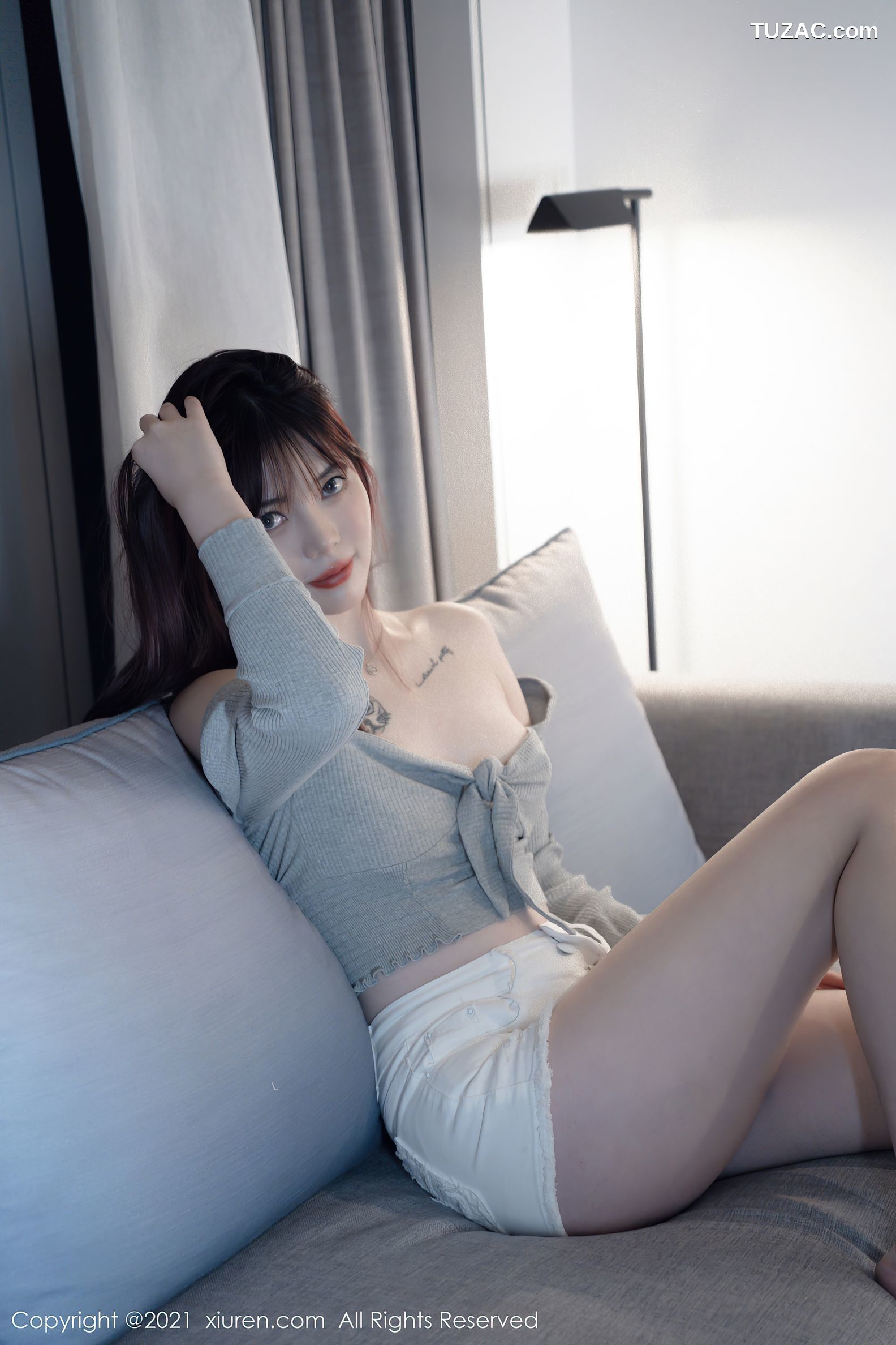 XiuRen秀人网-4206-Arude薇薇-低胸服饰超短牛仔裤-2021.11.12
