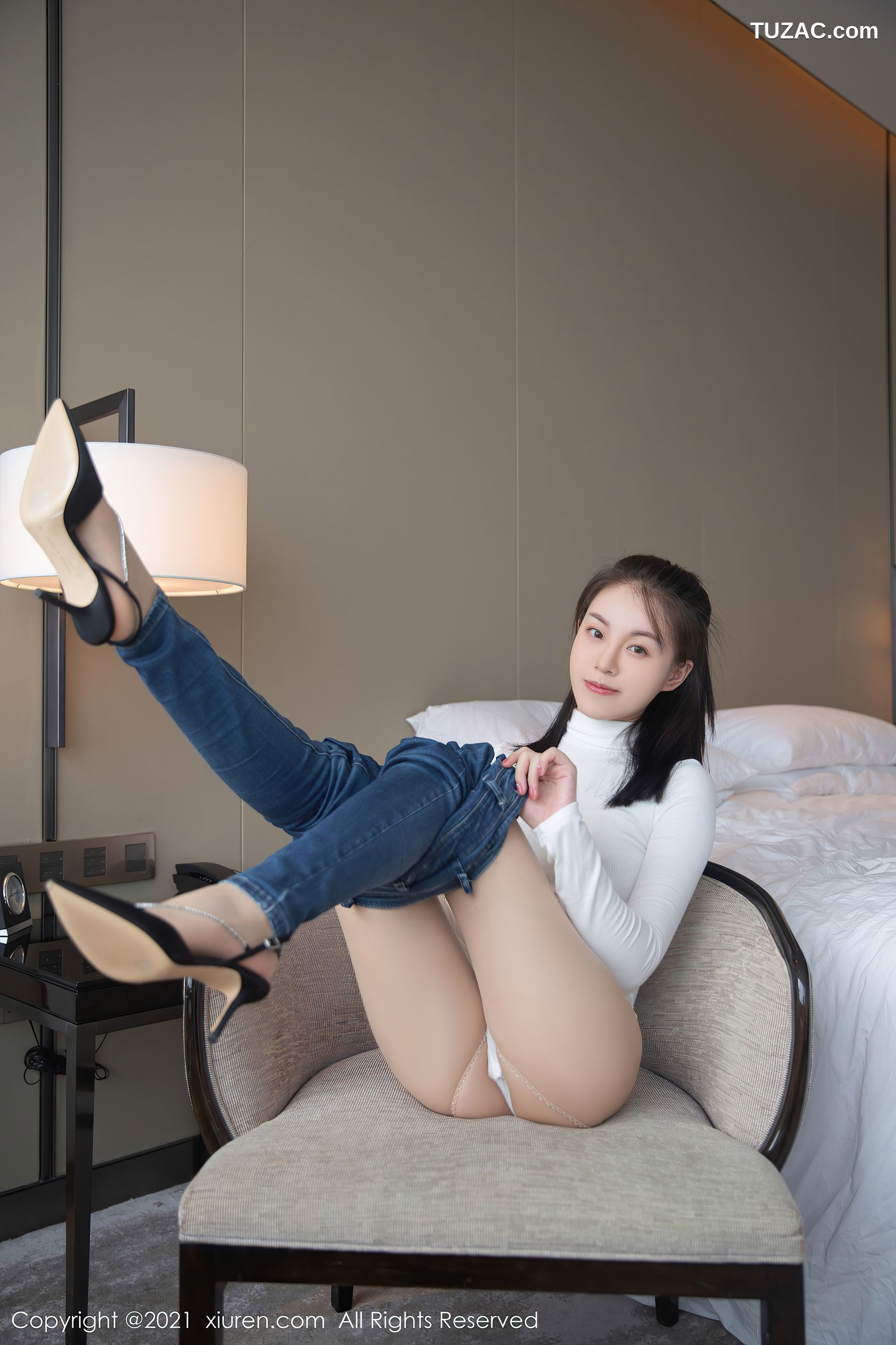 XiuRen秀人网-4224-一颗甜蛋黄a-浴室薄透服饰直爽牛仔裤湿身-2021.11.16