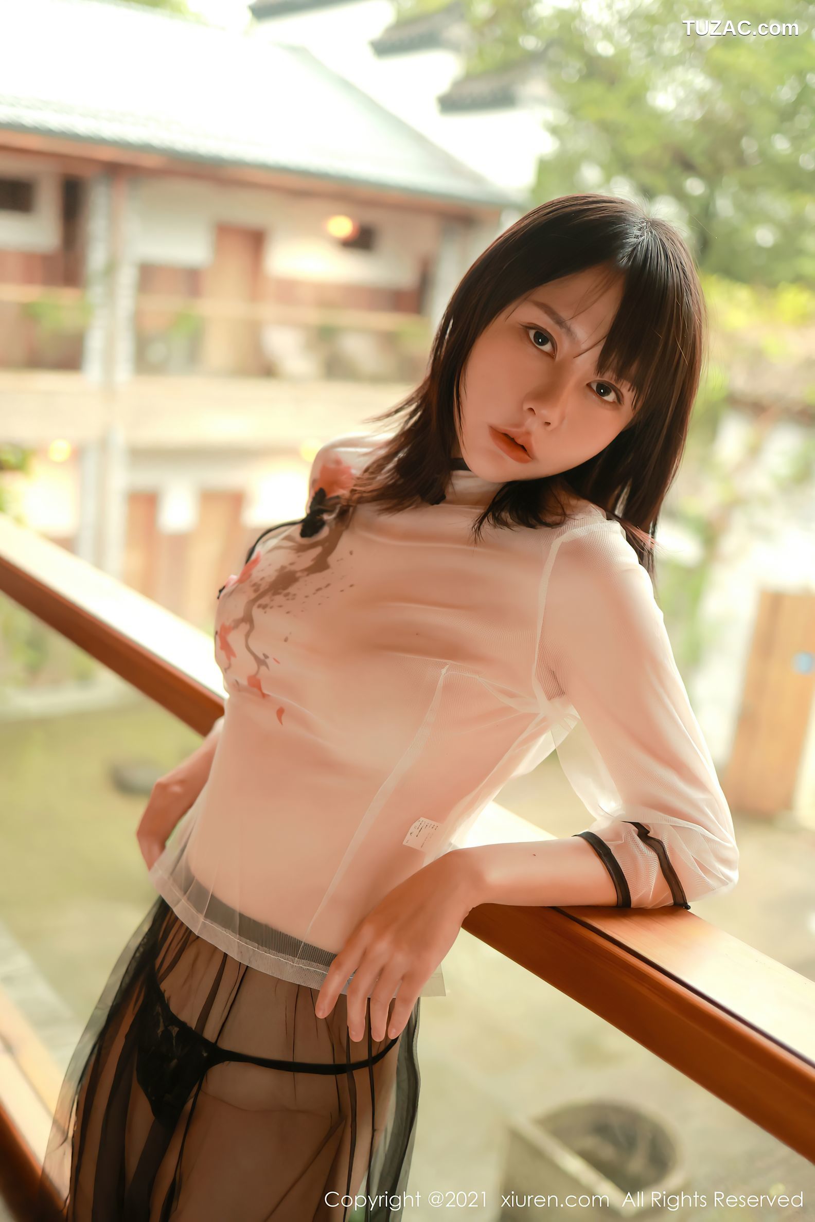 XiuRen秀人网-4234-韩希蕾-轻薄半透服饰情趣丁字裤-2021.11.18