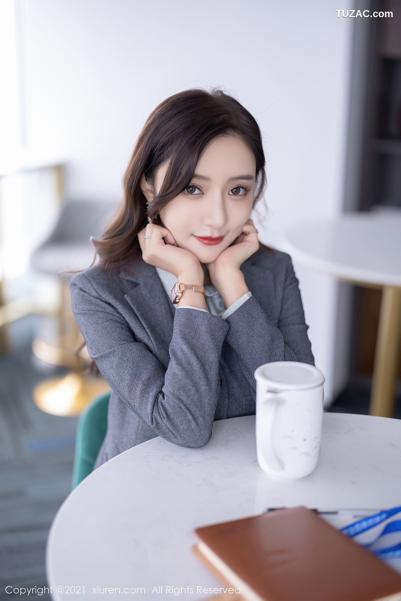 XiuRen秀人网-4251-王馨瑶yanni-性感内衣超薄黑丝裤袜-2021.11.22