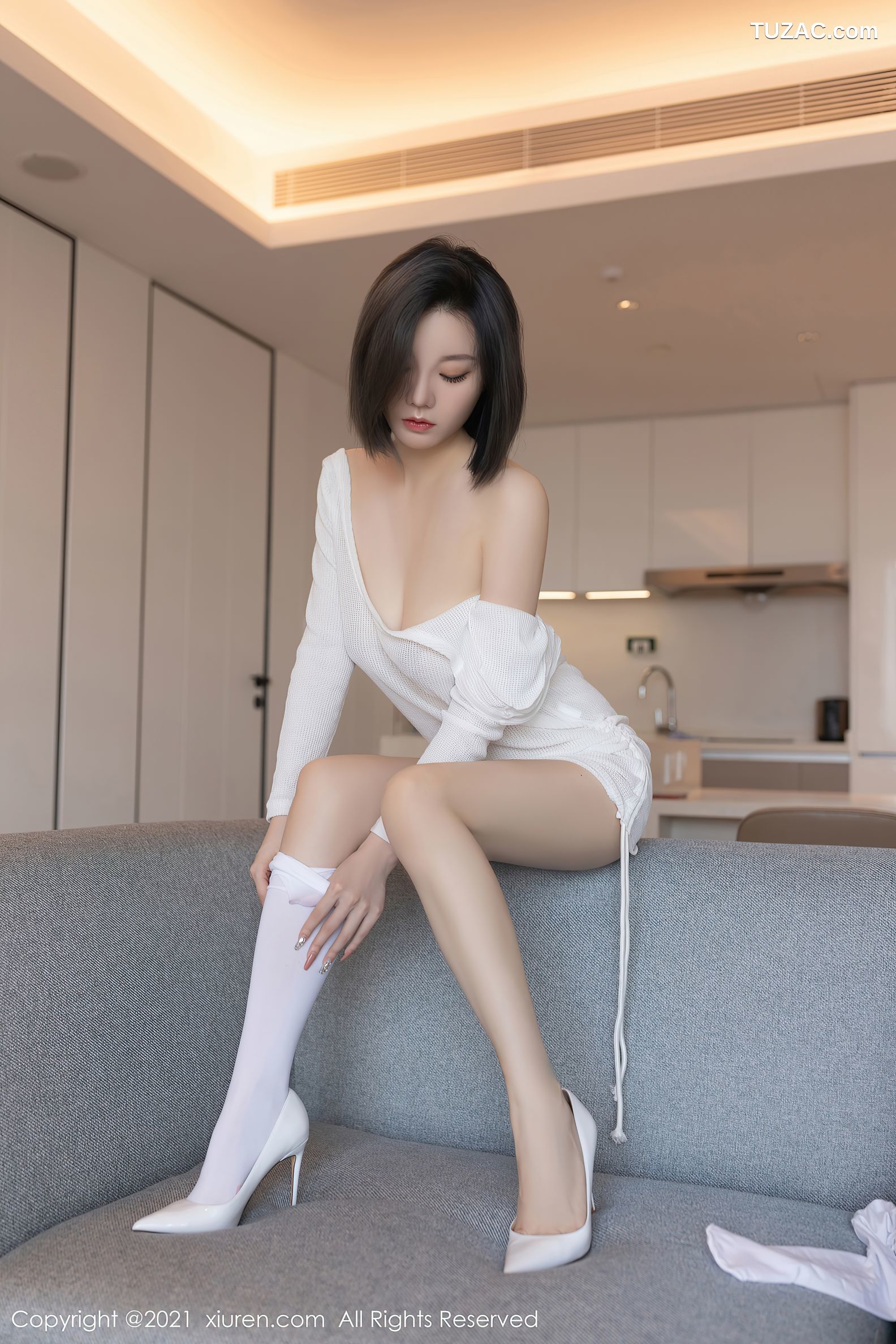 XiuRen秀人网-4255-安然Maleah-重庆旅拍洁白多姿镂空服饰-2021.11.23