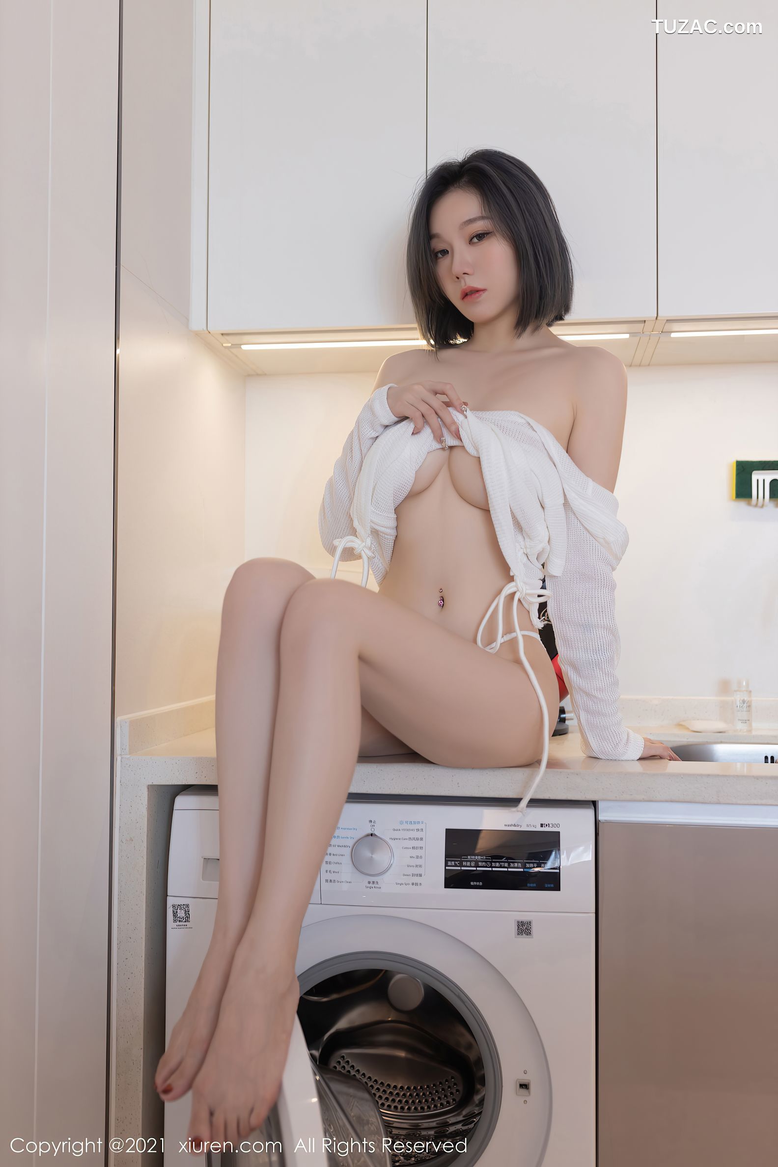 XiuRen秀人网-4255-安然Maleah-重庆旅拍洁白多姿镂空服饰-2021.11.23