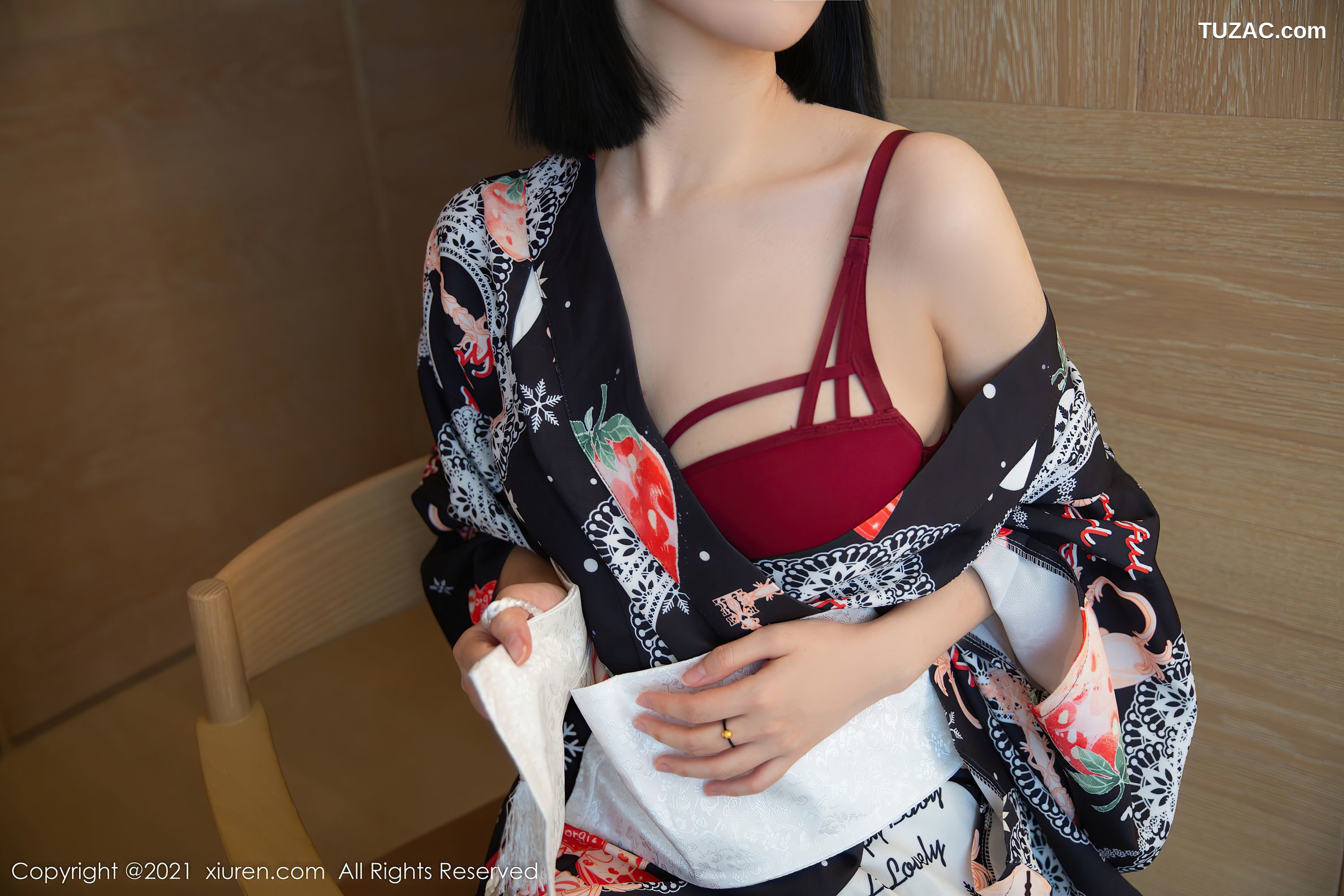 XiuRen秀人网-4313-一颗甜蛋黄a-魅力日式和服情趣人体盛宴-2021.12.08