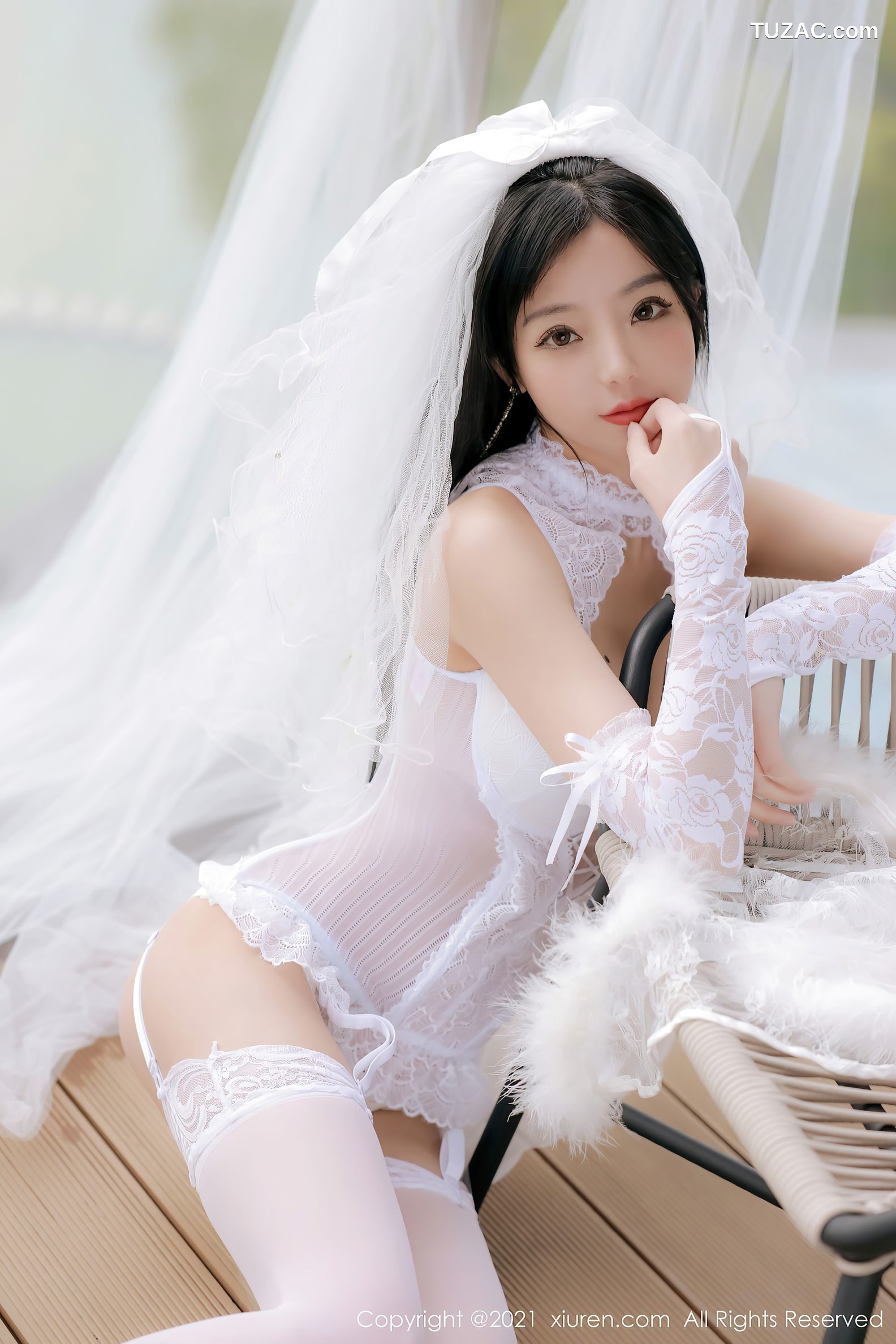 XiuRen秀人网-4339-佘贝拉Bella-大理旅拍性感纯白婚纱蕾丝吊带袜-2021.12.15