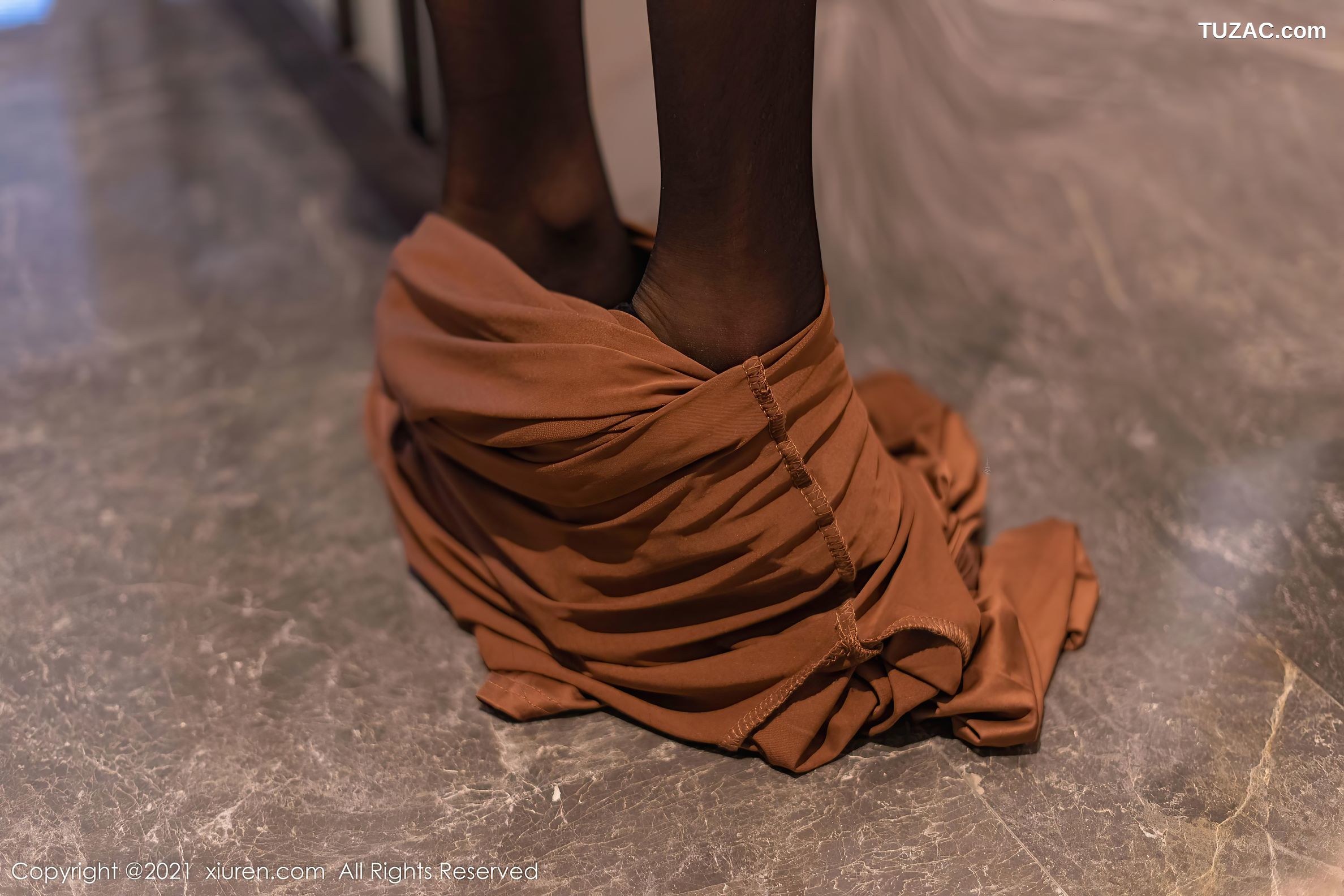 XiuRen秀人网-4382-熊小诺-酒店场景主题黑色丁字裤-2021.12.24