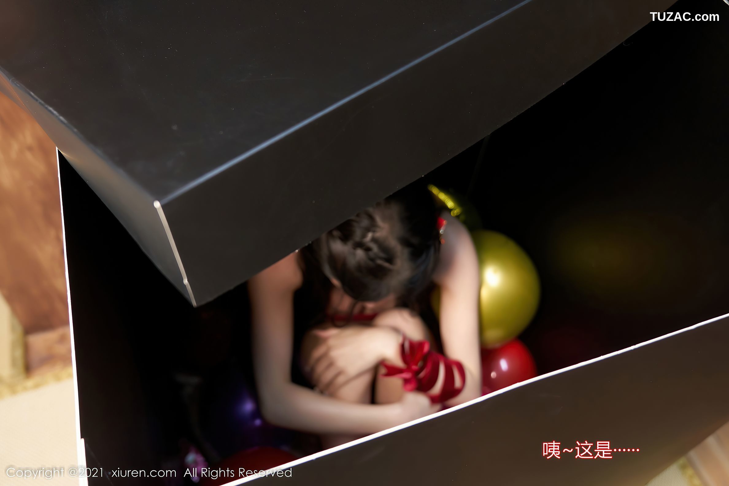 XiuRen秀人网-4385-周于希Sally-圣诞主题性感红色丝带裹身-2021.12.24