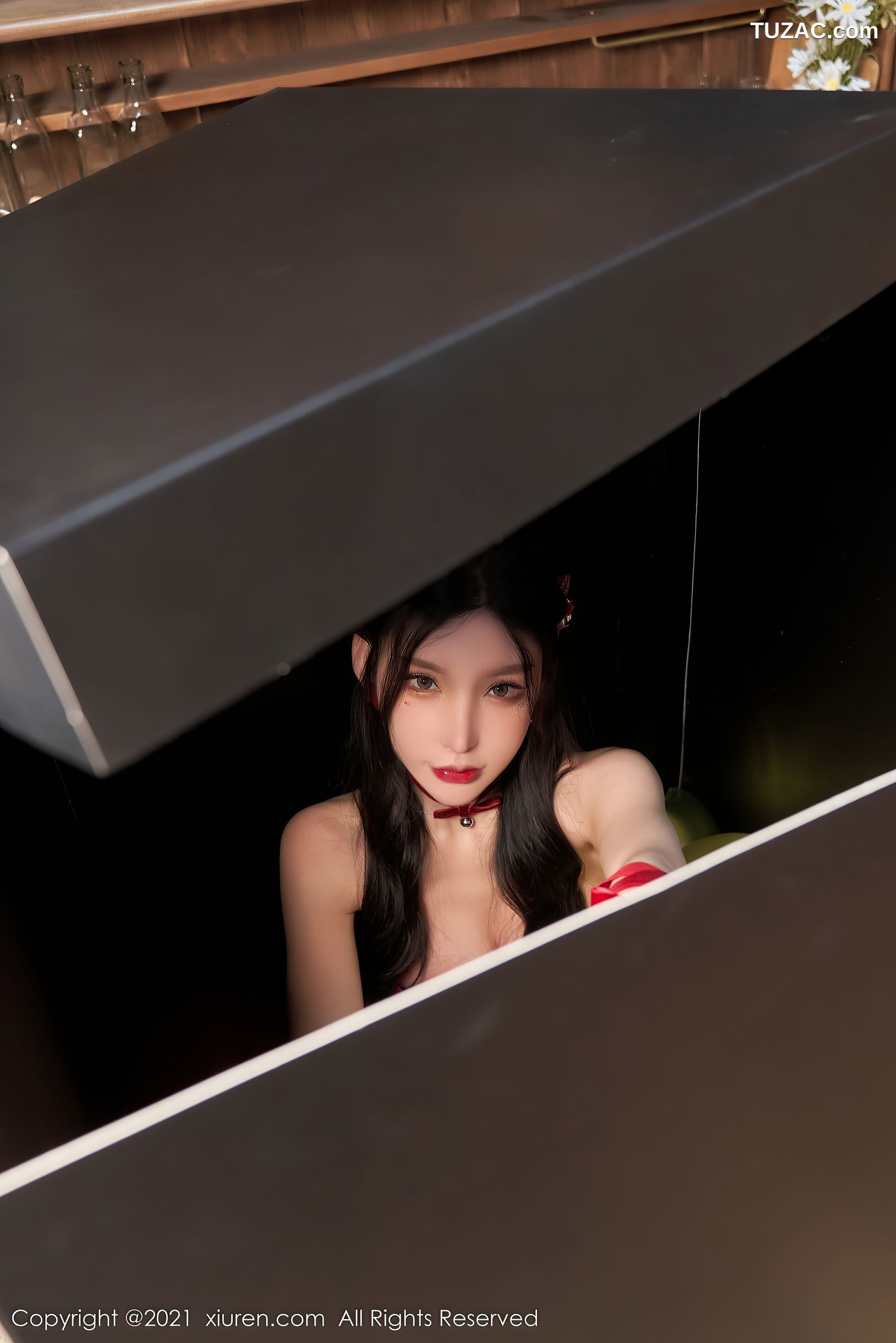 XiuRen秀人网-4385-周于希Sally-圣诞主题性感红色丝带裹身-2021.12.24