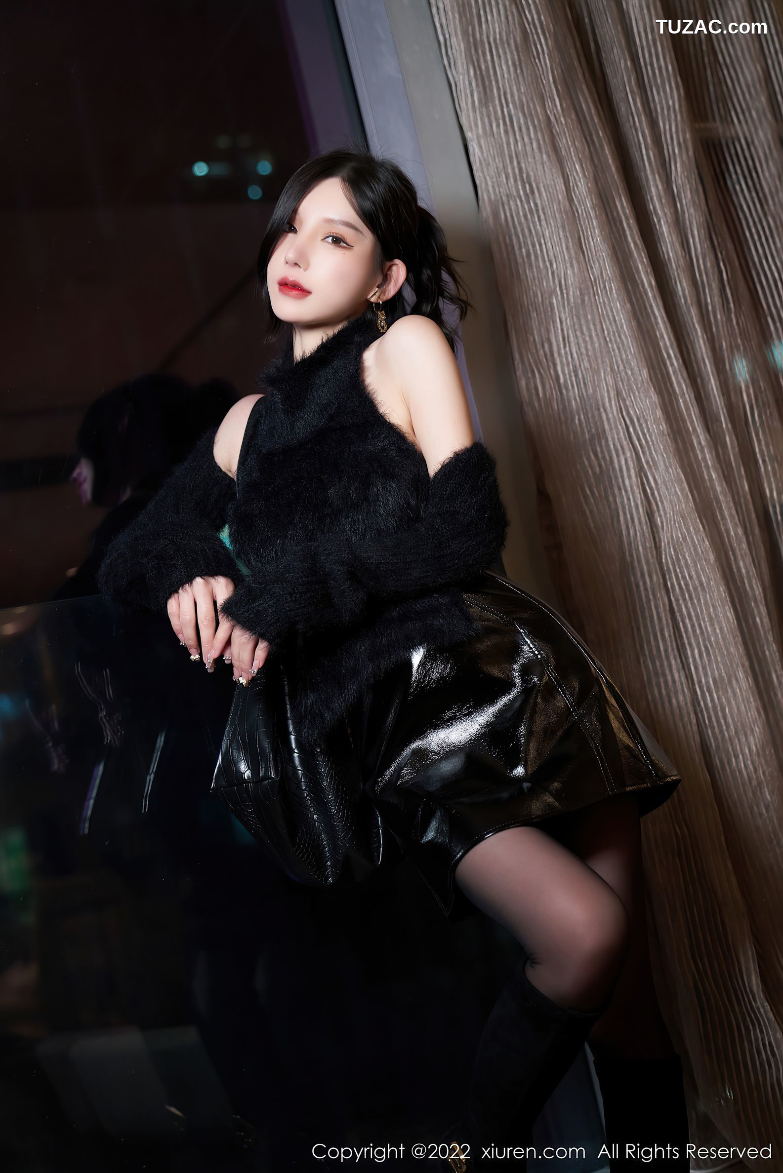 XiuRen秀人网-4437-周于希Sally-全裸上身破烂黑丝-2022.01.07