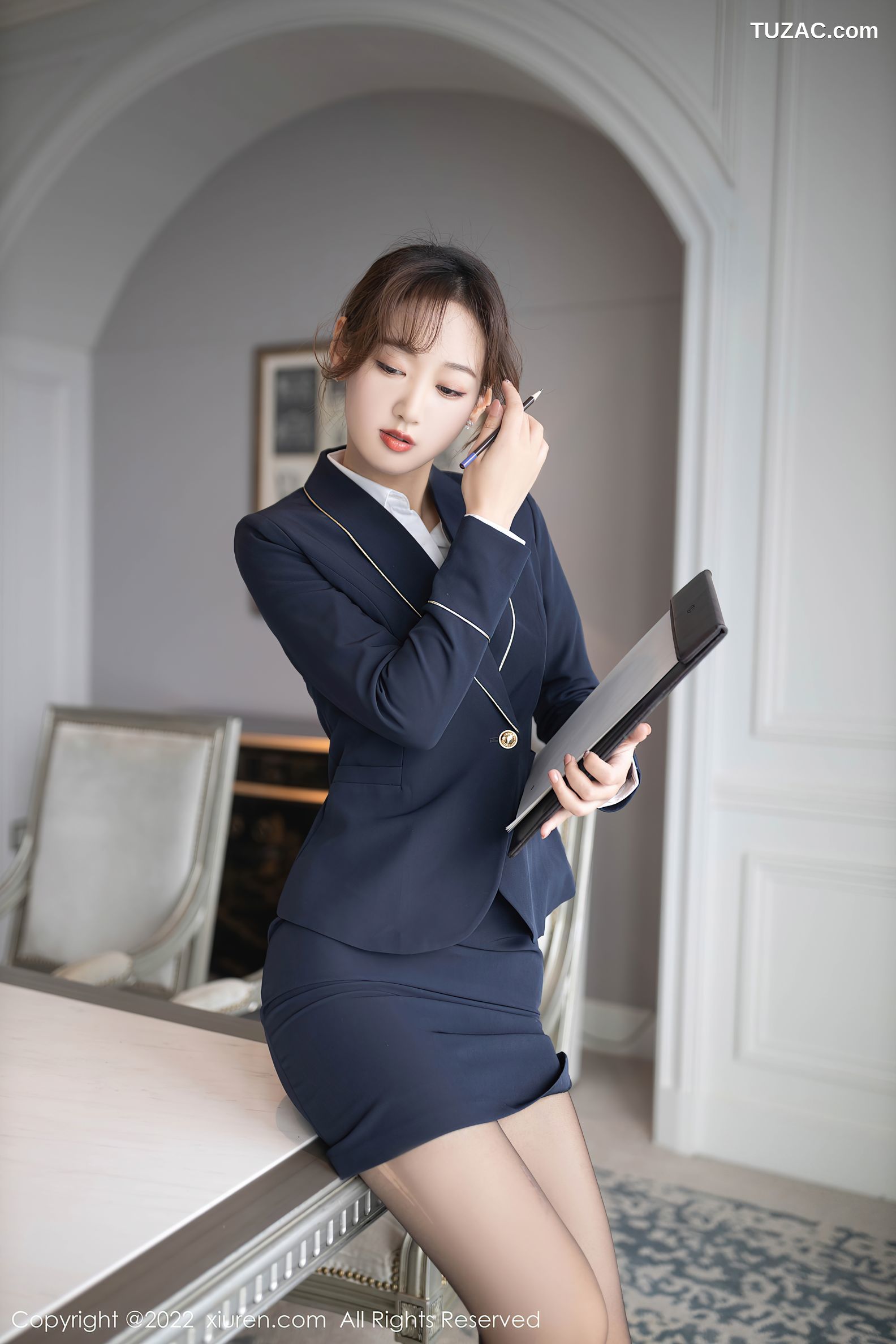 XiuRen秀人网-4445-唐安琪-会议室职业装主题黑色蕾丝内衣黑丝-2022.01.10