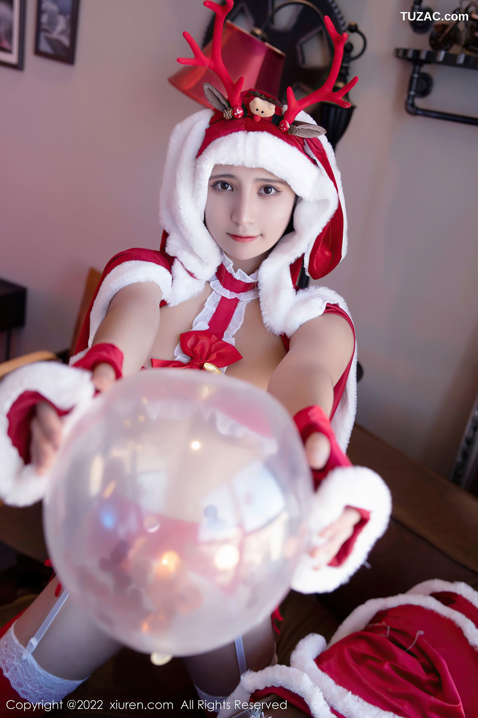 XiuRen秀人网-4475-久久Aimee-喜庆新春特辑浑圆豪乳遮点-2022.01.18