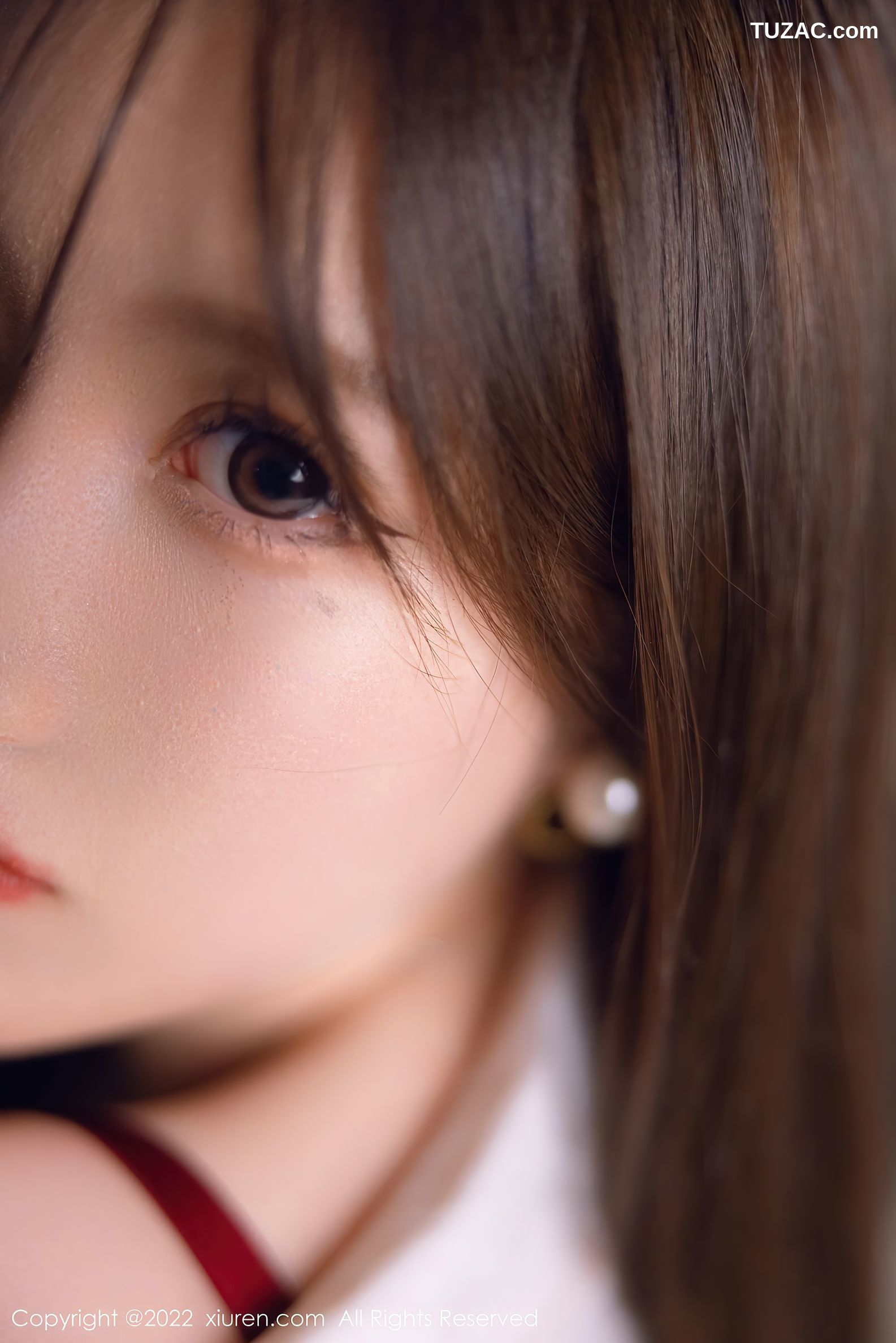 XiuRen秀人网-4492-美桃酱-户外夜晚树林-床上性感女兵制服黑丝-2022.01.20