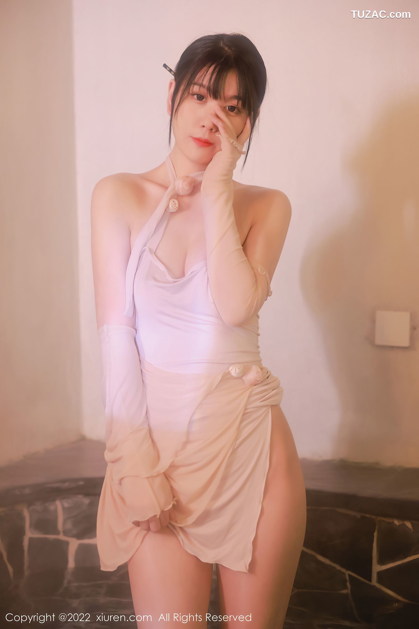XiuRen秀人网-4503-李雅柔182CM-温泉主题肉色薄透连衣短纱裙-2022.01.24