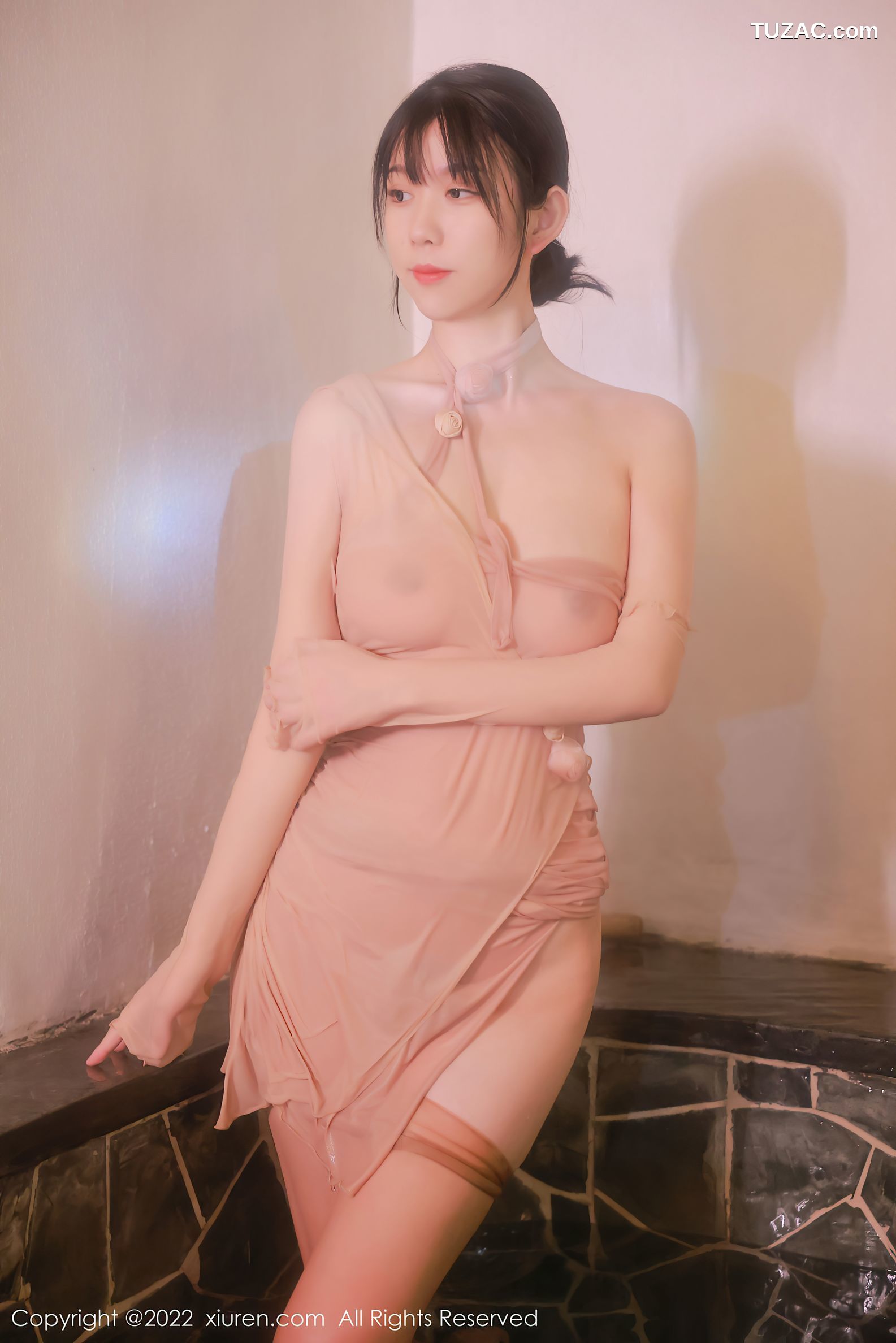 XiuRen秀人网-4503-李雅柔182CM-温泉主题肉色薄透连衣短纱裙-2022.01.24