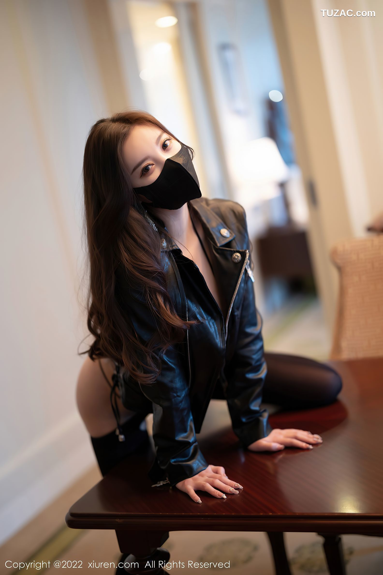 XiuRen秀人网-4505-杨晨晨Yome-黑色皮衣情趣内衣黑丝-2022.01.24