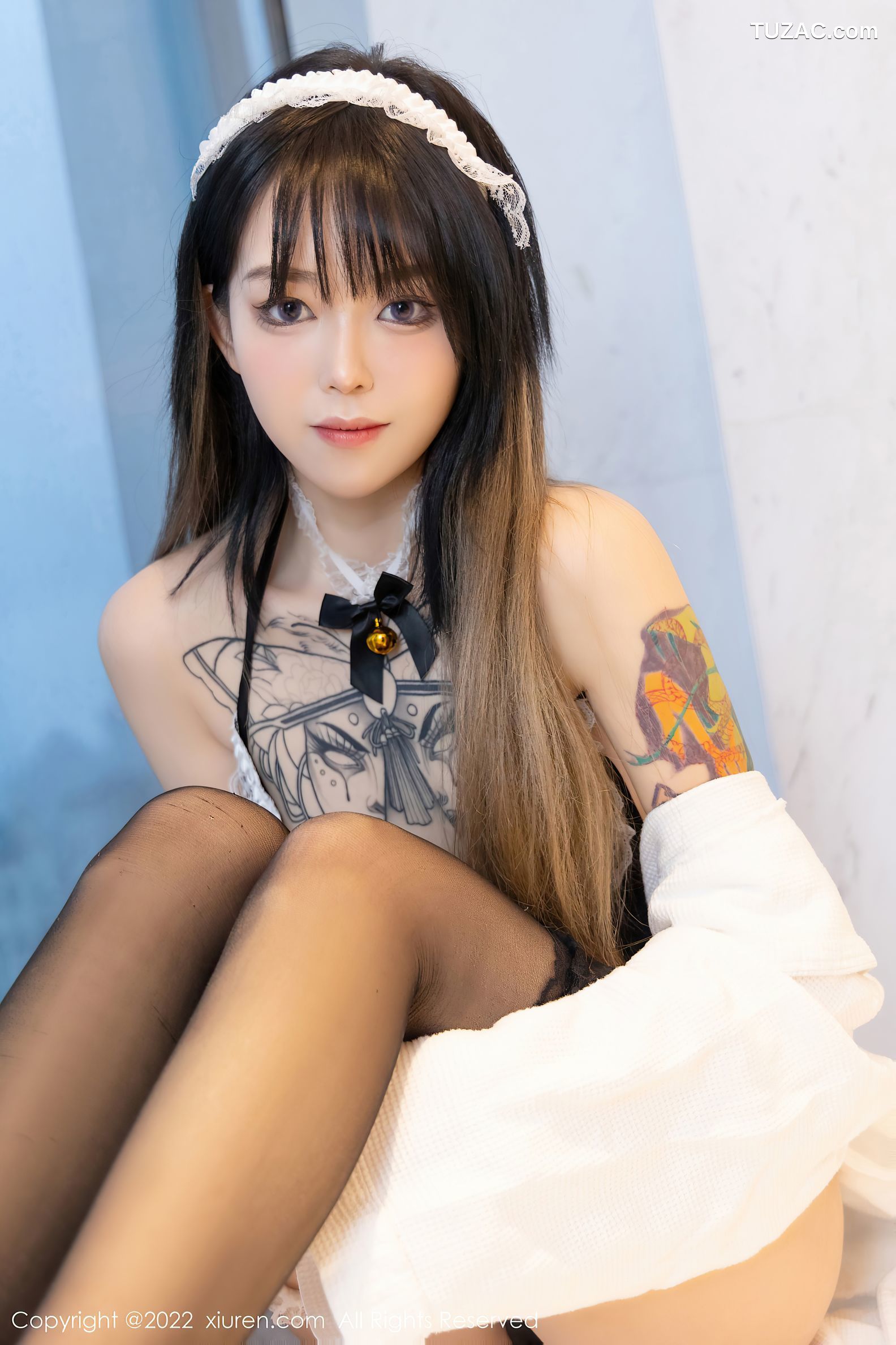 XiuRen秀人网-4535-奶瓶-白色外套黑色蕾丝内衣蕾丝袜-2022.01.29