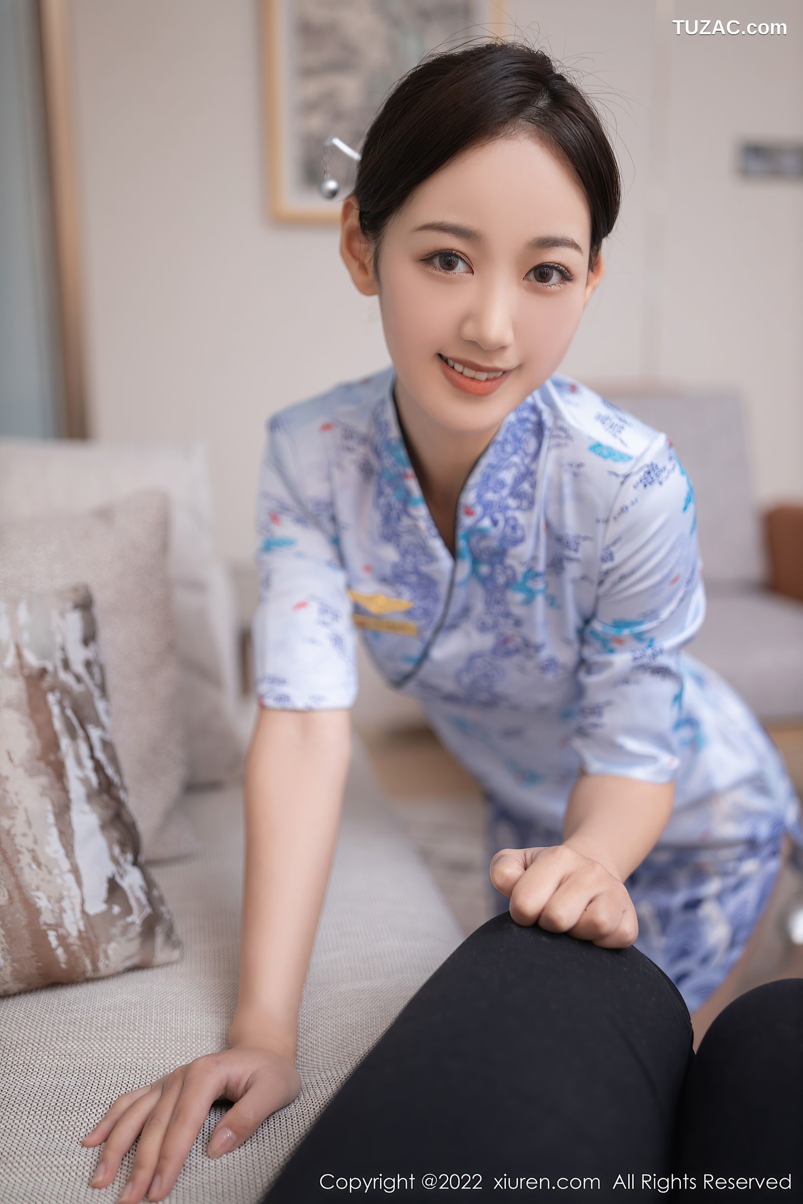 XiuRen秀人网-4552-唐安琪-珠三角旅拍空姐角色扮演-2022.02.07