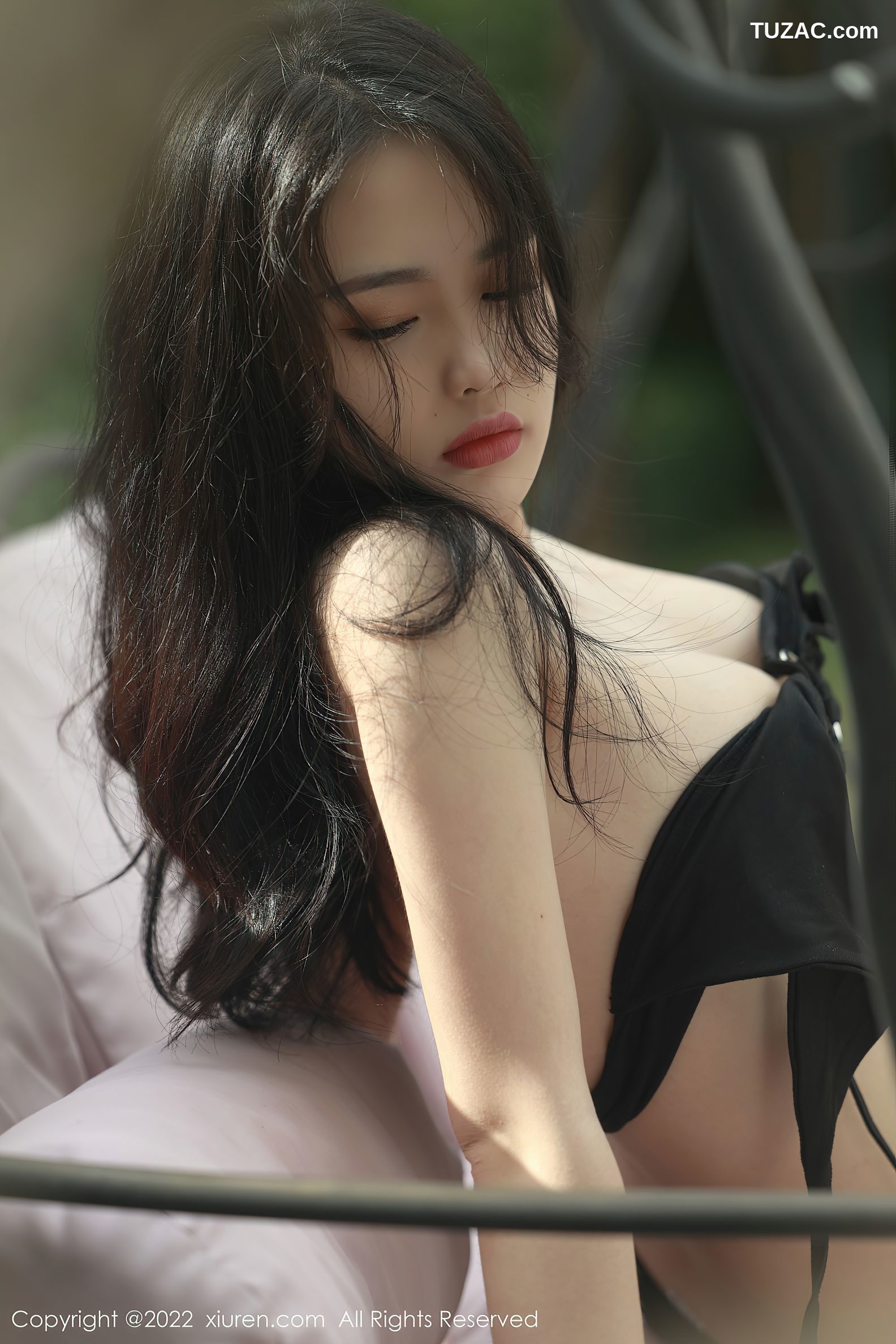 XiuRen秀人网-4559-Niki可雅-海南岛旅拍户外泳池性感比基尼-2022.02.09