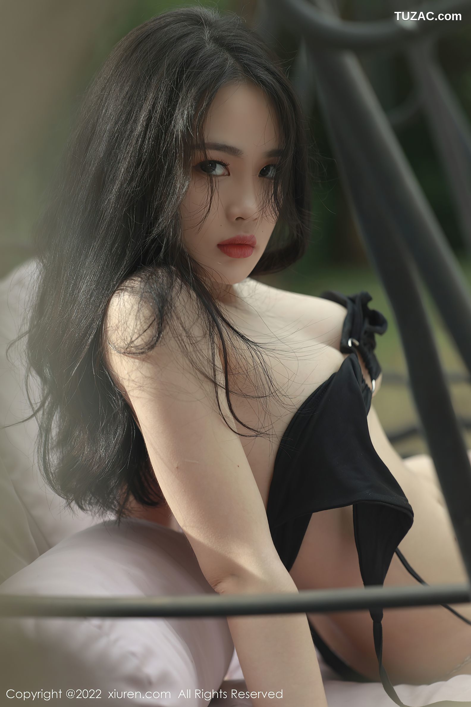 XiuRen秀人网-4559-Niki可雅-海南岛旅拍户外泳池性感比基尼-2022.02.09