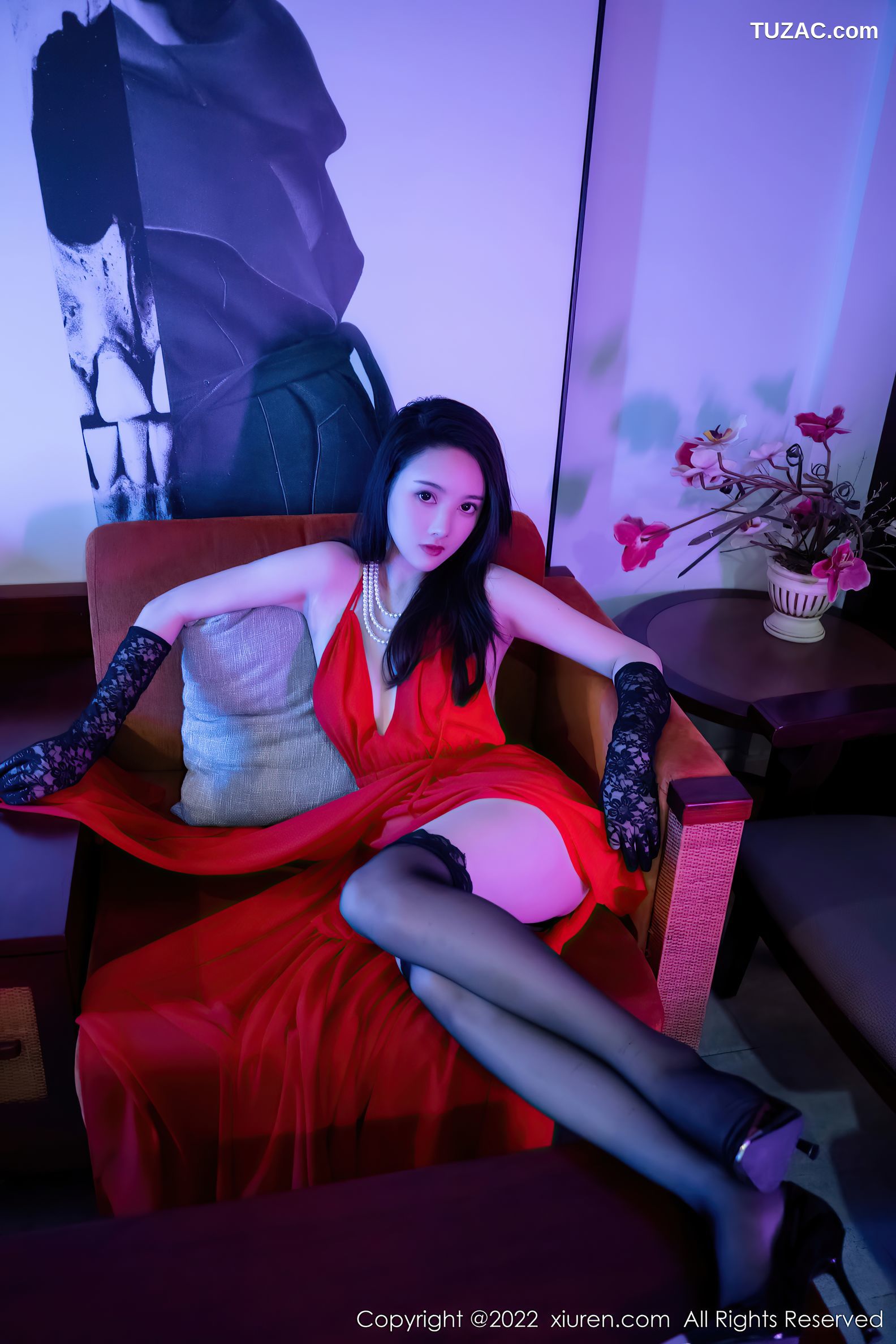 XiuRen秀人网-4571-Summer宝宝-性感红色连衣裙黑色蕾丝袜-2022.02.11