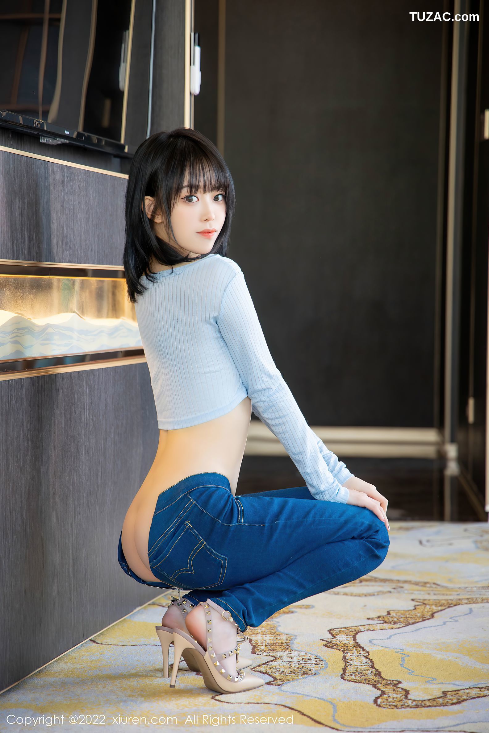 XiuRen秀人网-4584-奶瓶-蓝色外套牛仔裤-2022.02.15