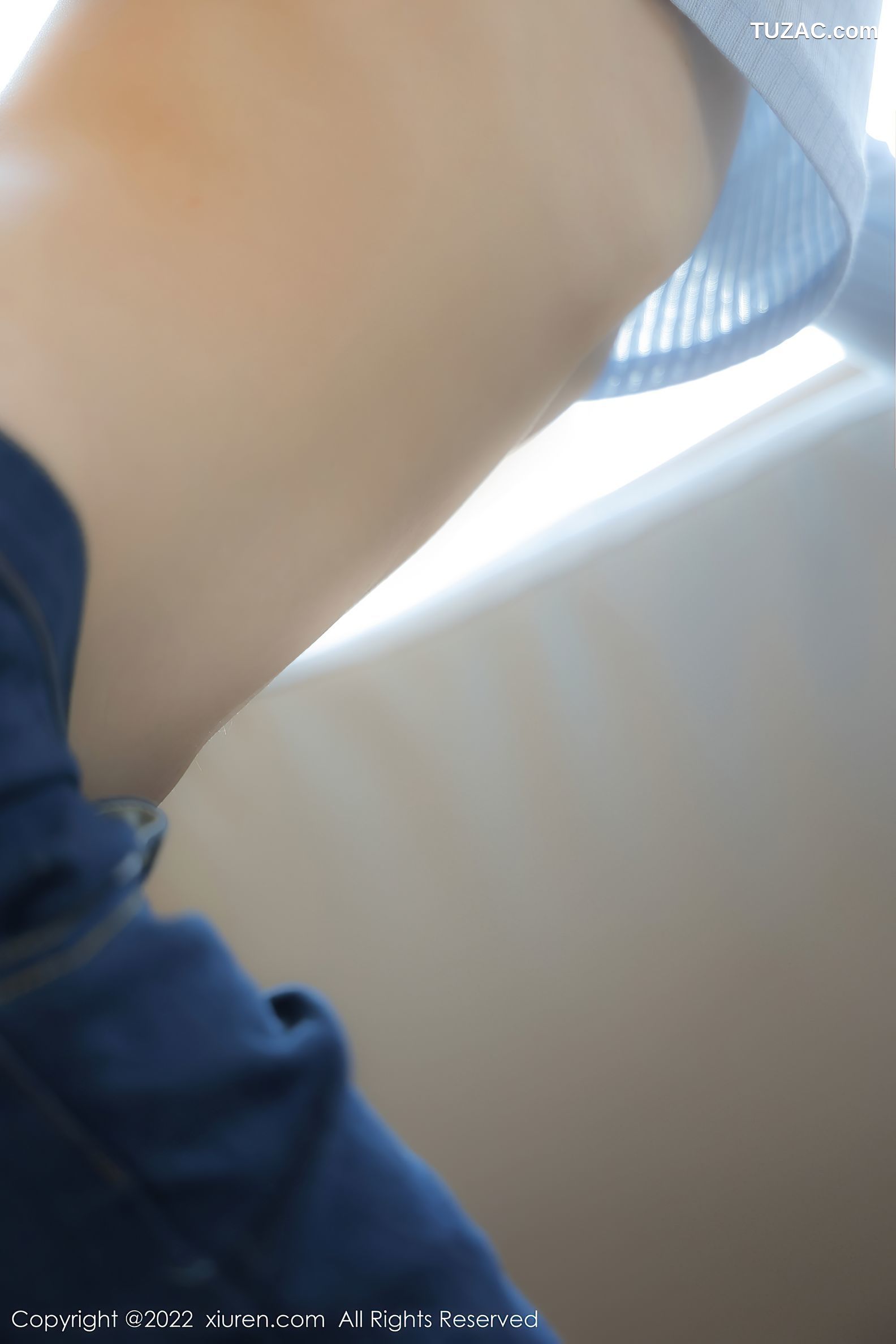XiuRen秀人网-4584-奶瓶-蓝色外套牛仔裤-2022.02.15