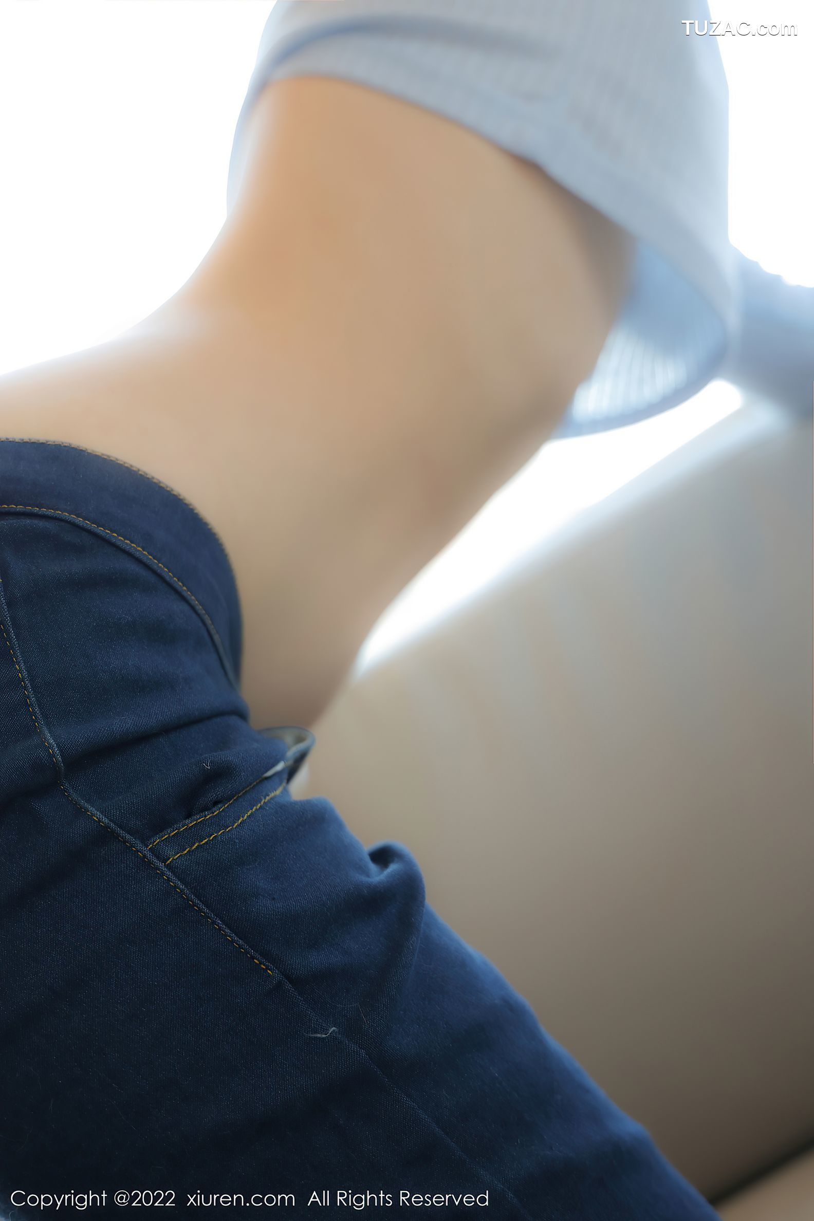 XiuRen秀人网-4584-奶瓶-蓝色外套牛仔裤-2022.02.15