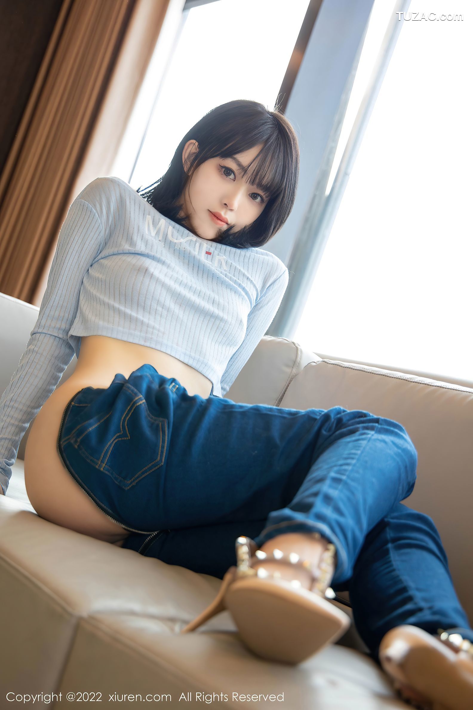 XiuRen秀人网-4584-奶瓶-蓝色外套牛仔裤-2022.02.15
