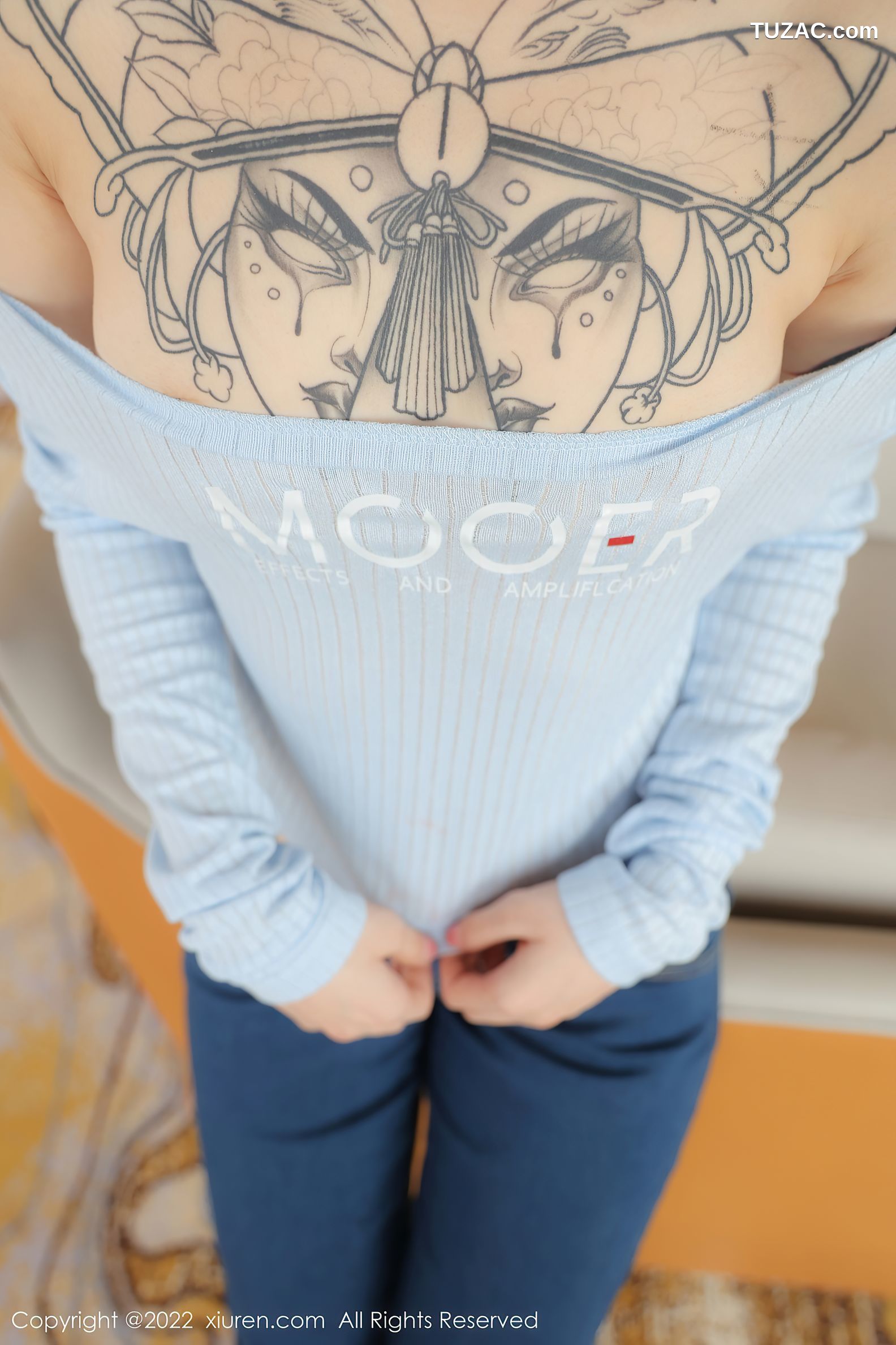 XiuRen秀人网-4584-奶瓶-蓝色外套牛仔裤-2022.02.15