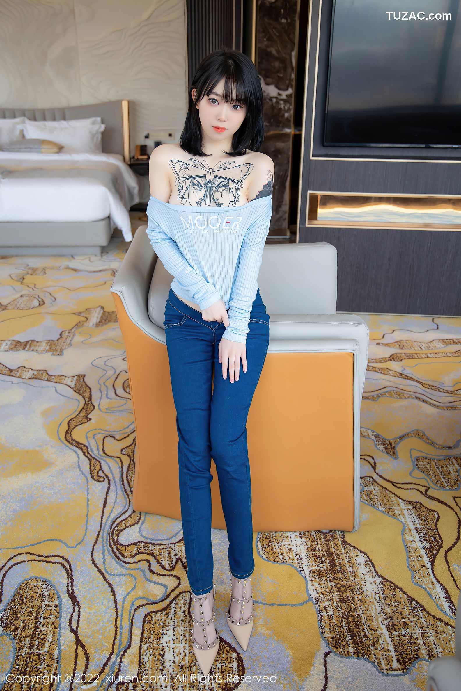 XiuRen秀人网-4584-奶瓶-蓝色外套牛仔裤-2022.02.15
