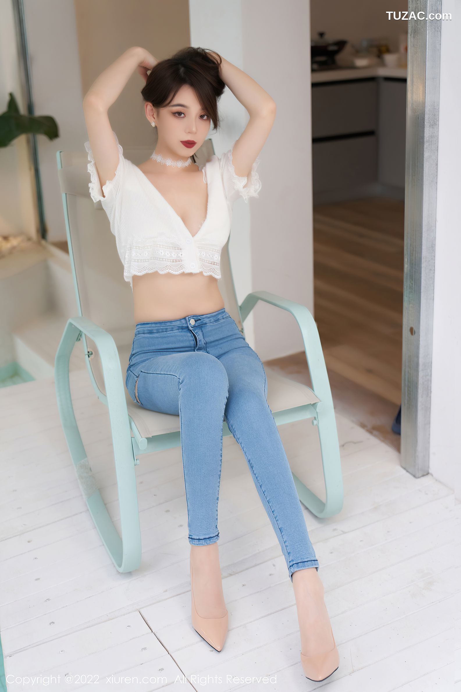 XiuRen秀人网-4633-言沫-牛仔裤白色蕾丝内衣-2022.02.24