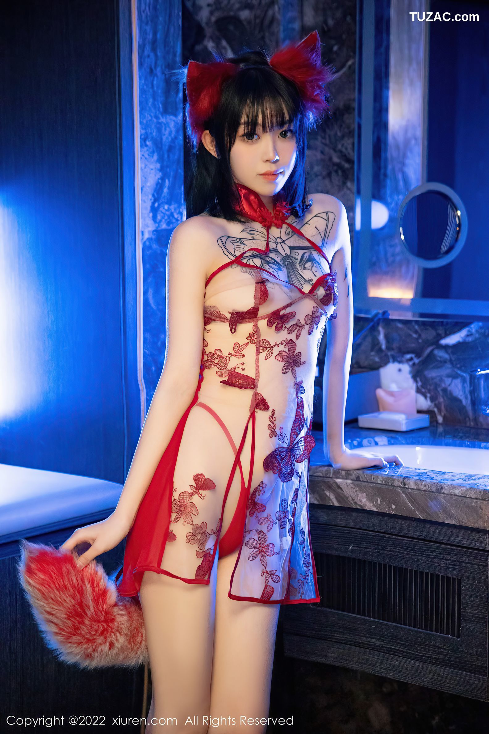 XiuRen秀人网-4634-奶瓶.-魅惑狐狸装扮性感红色轻透服饰-2022.02.24