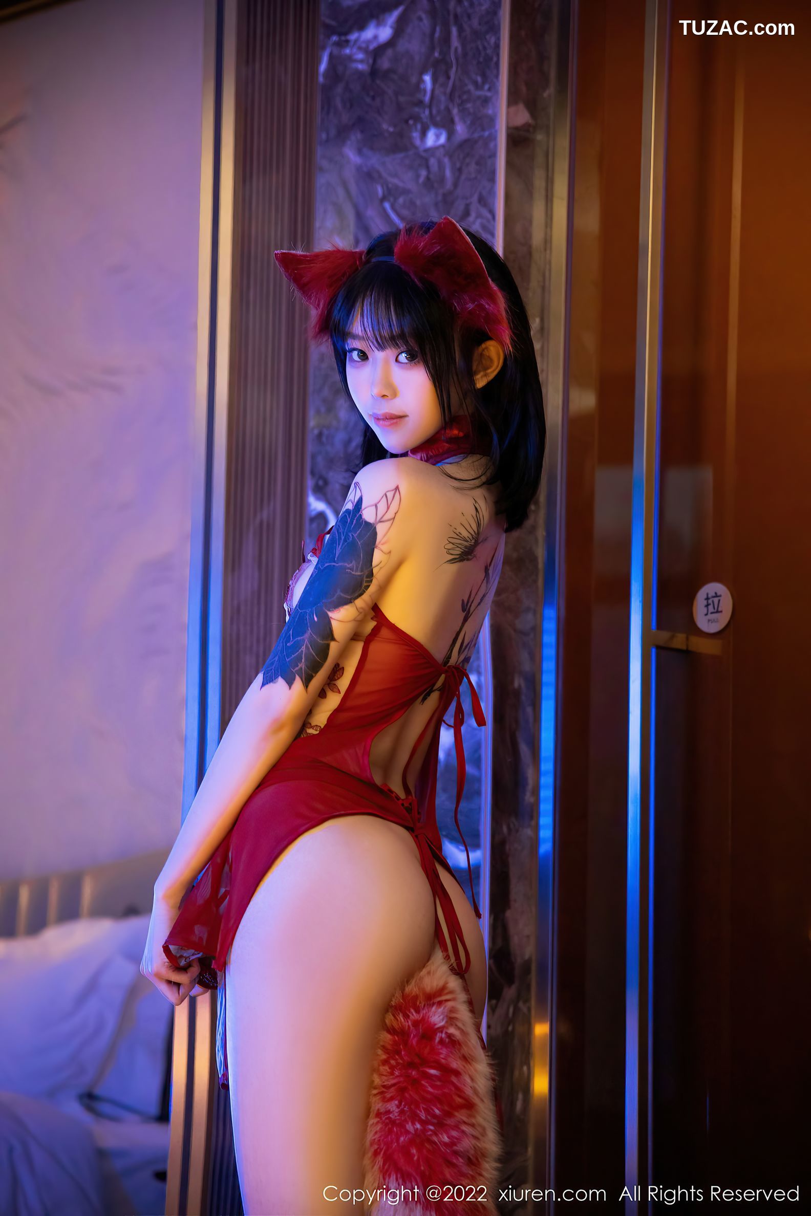 XiuRen秀人网-4634-奶瓶.-魅惑狐狸装扮性感红色轻透服饰-2022.02.24