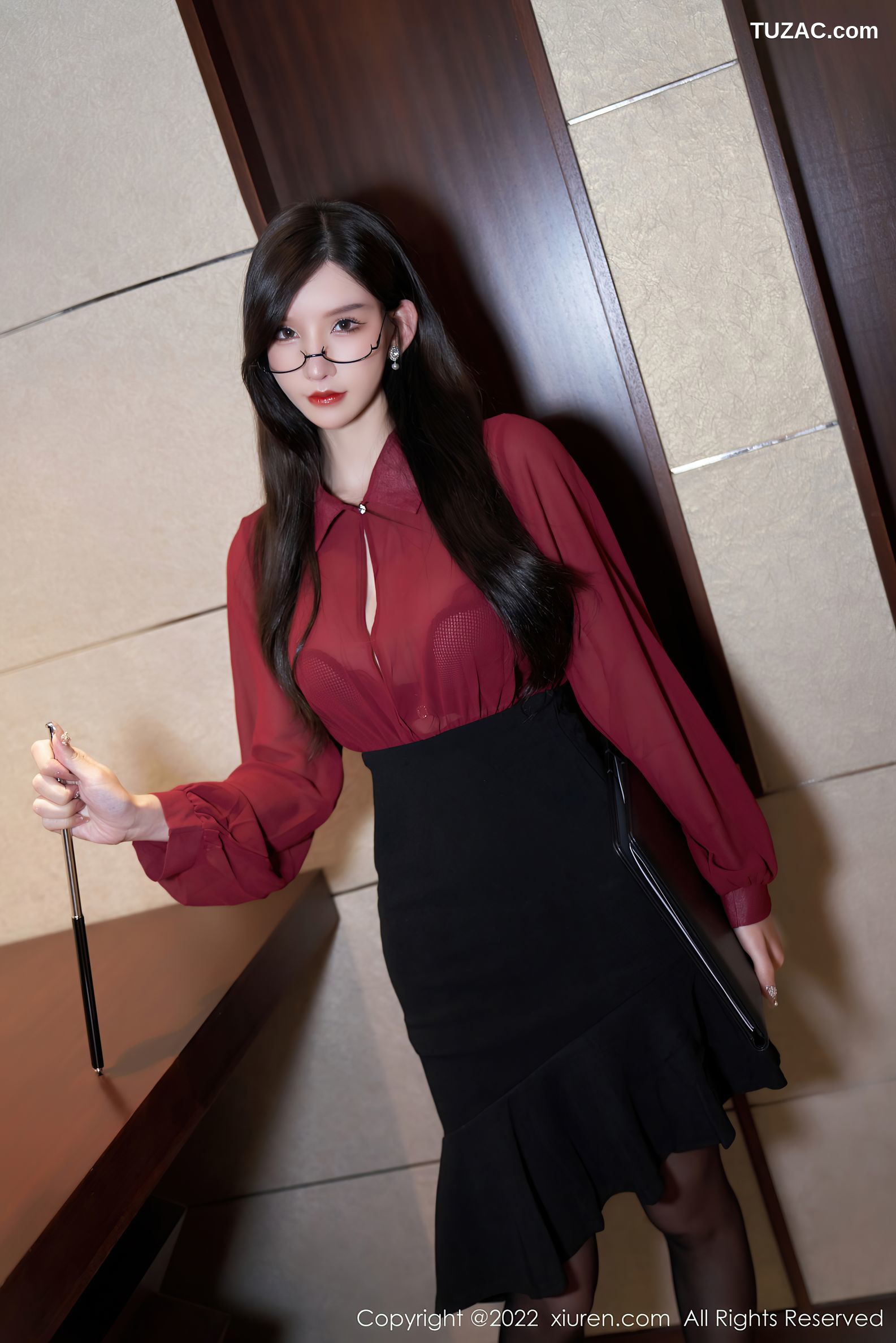 XiuRen秀人网-4659-周于希Sally-红色轻透上衣黑短裙蕾丝内衣-2022.03.02