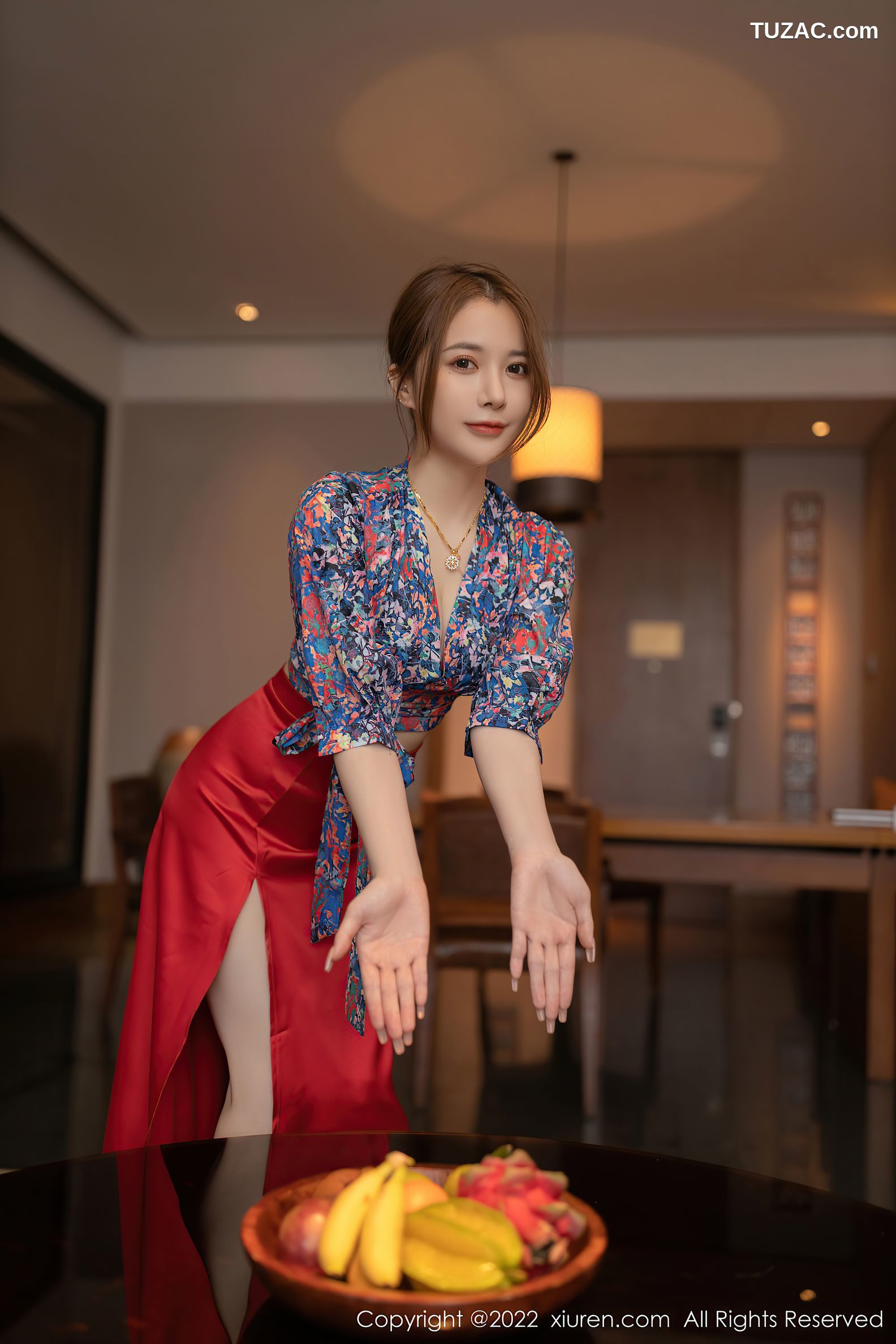 XiuRen秀人网-4674-鱼子酱Fish-三亚旅拍花纹上衣红裙子蕾丝内衣-2022.03.04