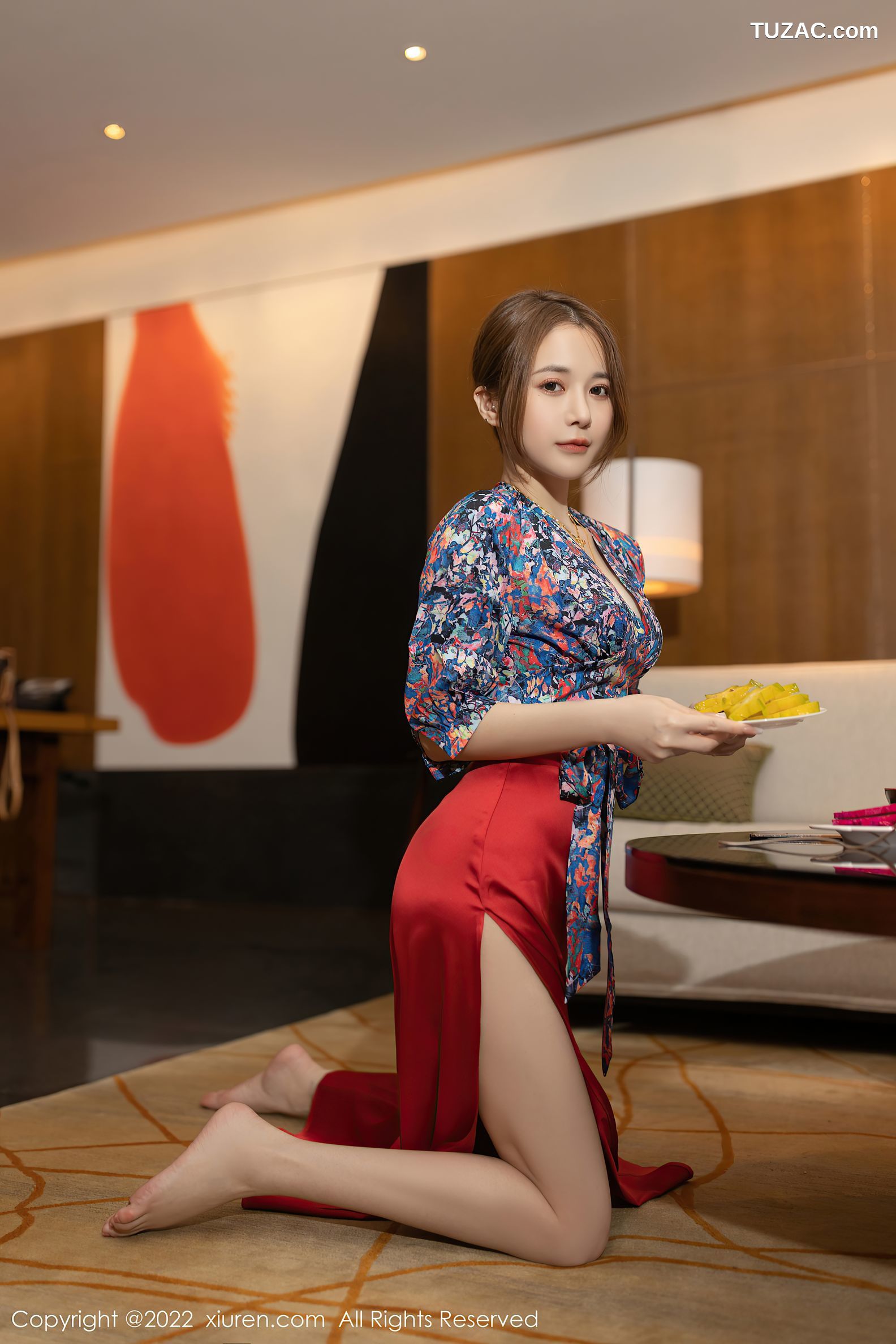 XiuRen秀人网-4674-鱼子酱Fish-三亚旅拍花纹上衣红裙子蕾丝内衣-2022.03.04