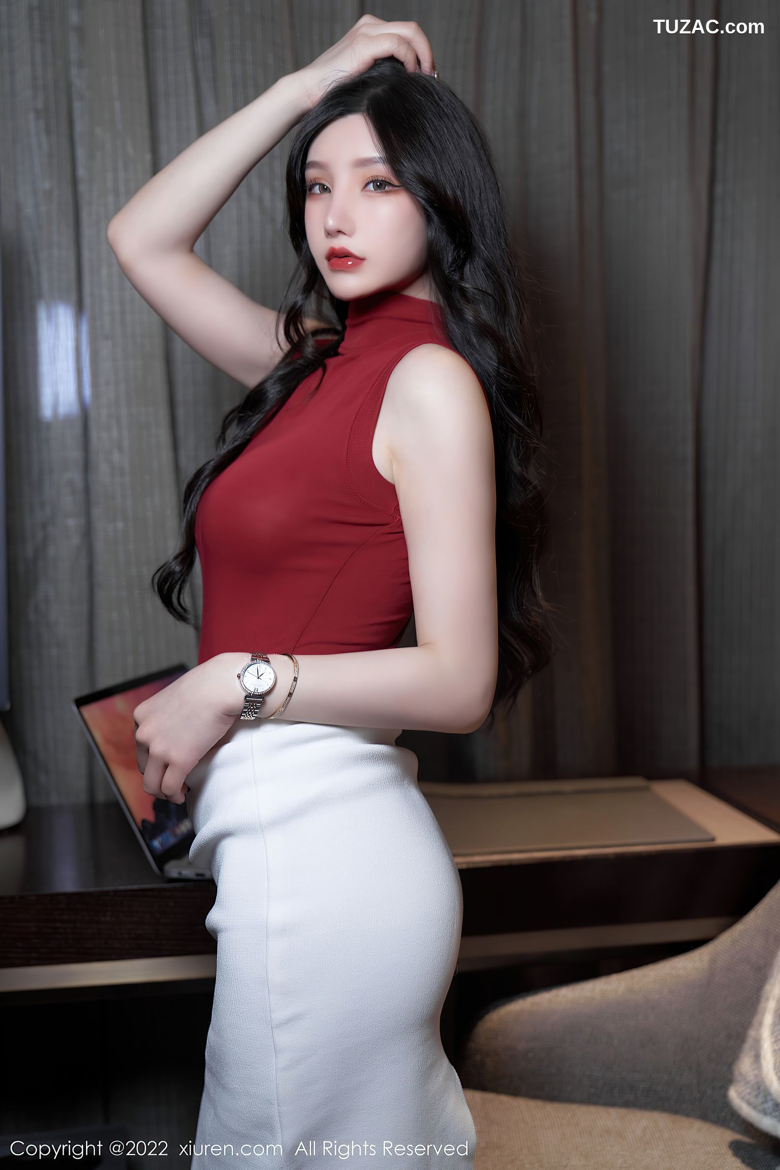 XiuRen秀人网-4728-周于希Sally-女秘书回家主题超薄肉丝裤袜绝美-2022.03.16