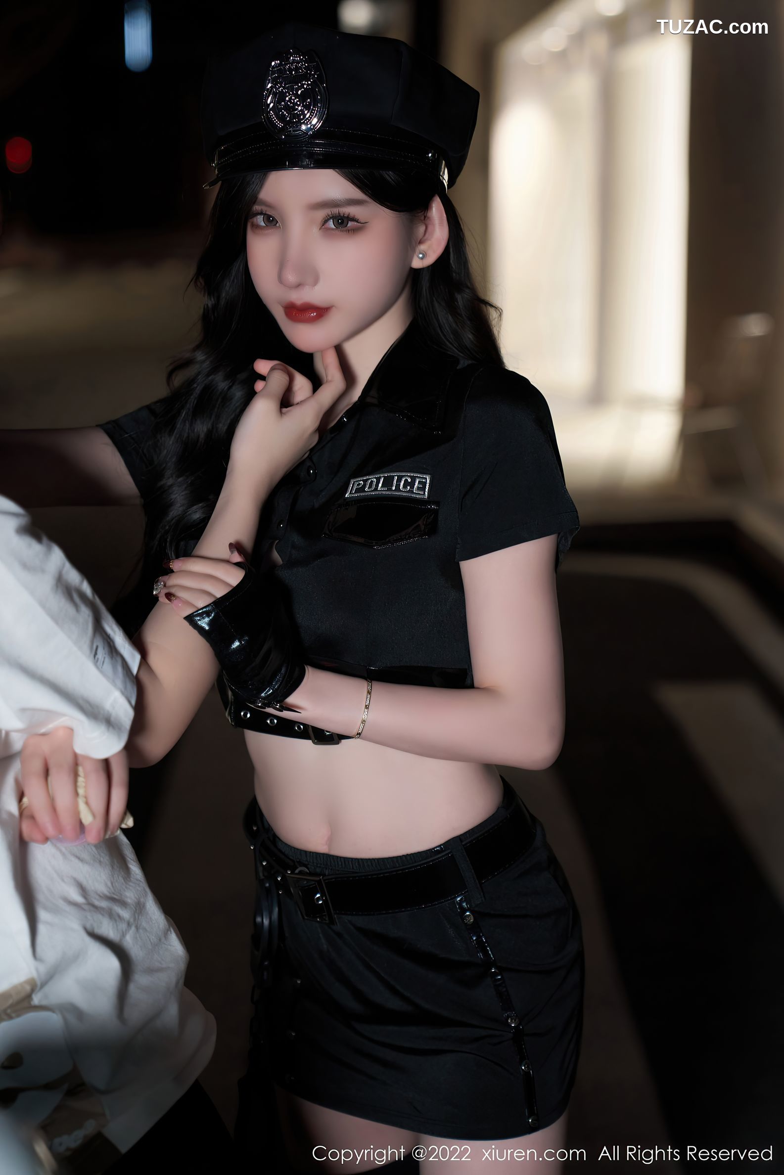 XiuRen秀人网-4741-周于希Sally-女警官主题黑色短裙蕾丝内裤-2022.03.18